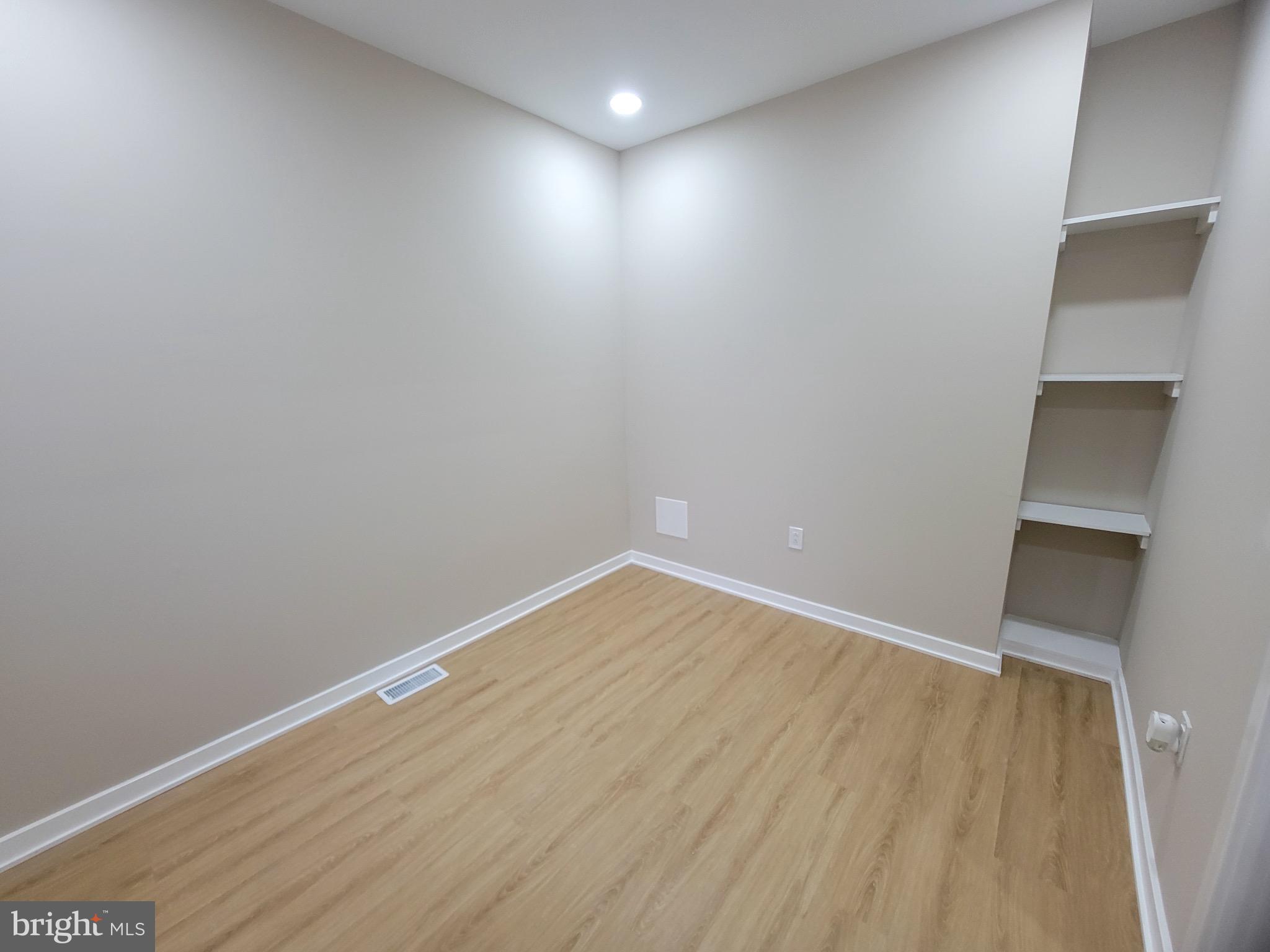 COBBS CREEK - Residential