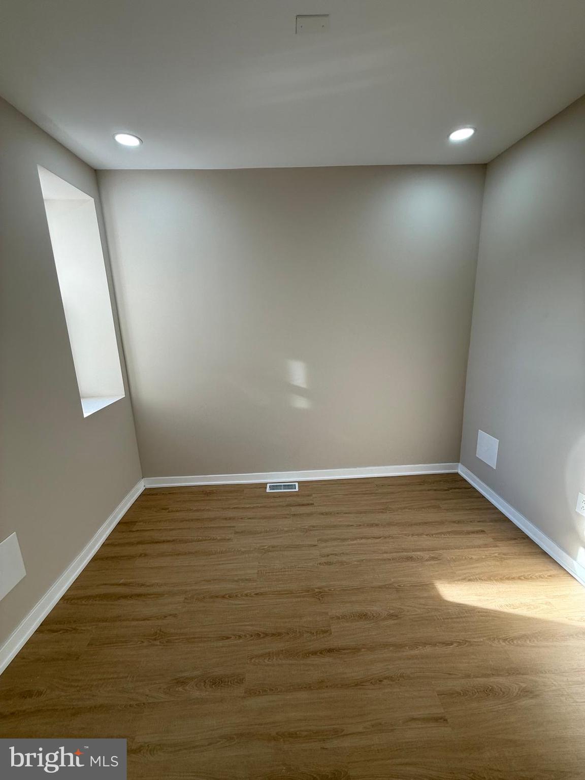 COBBS CREEK - Residential