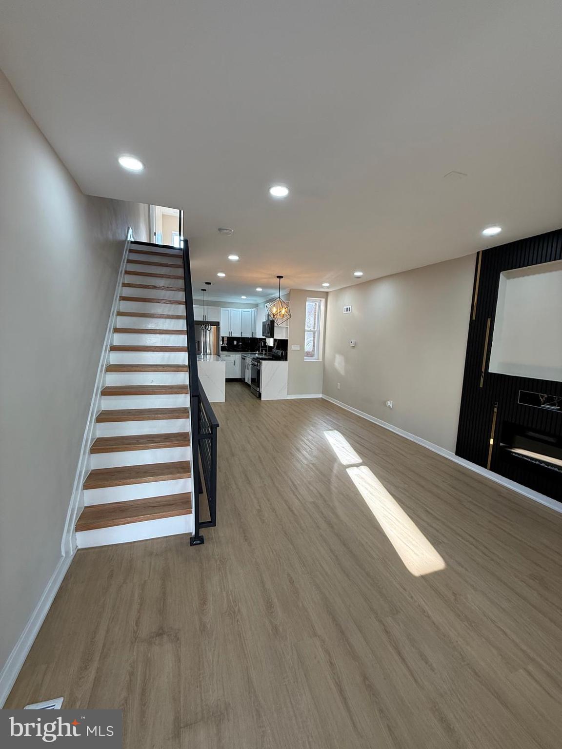 COBBS CREEK - Residential