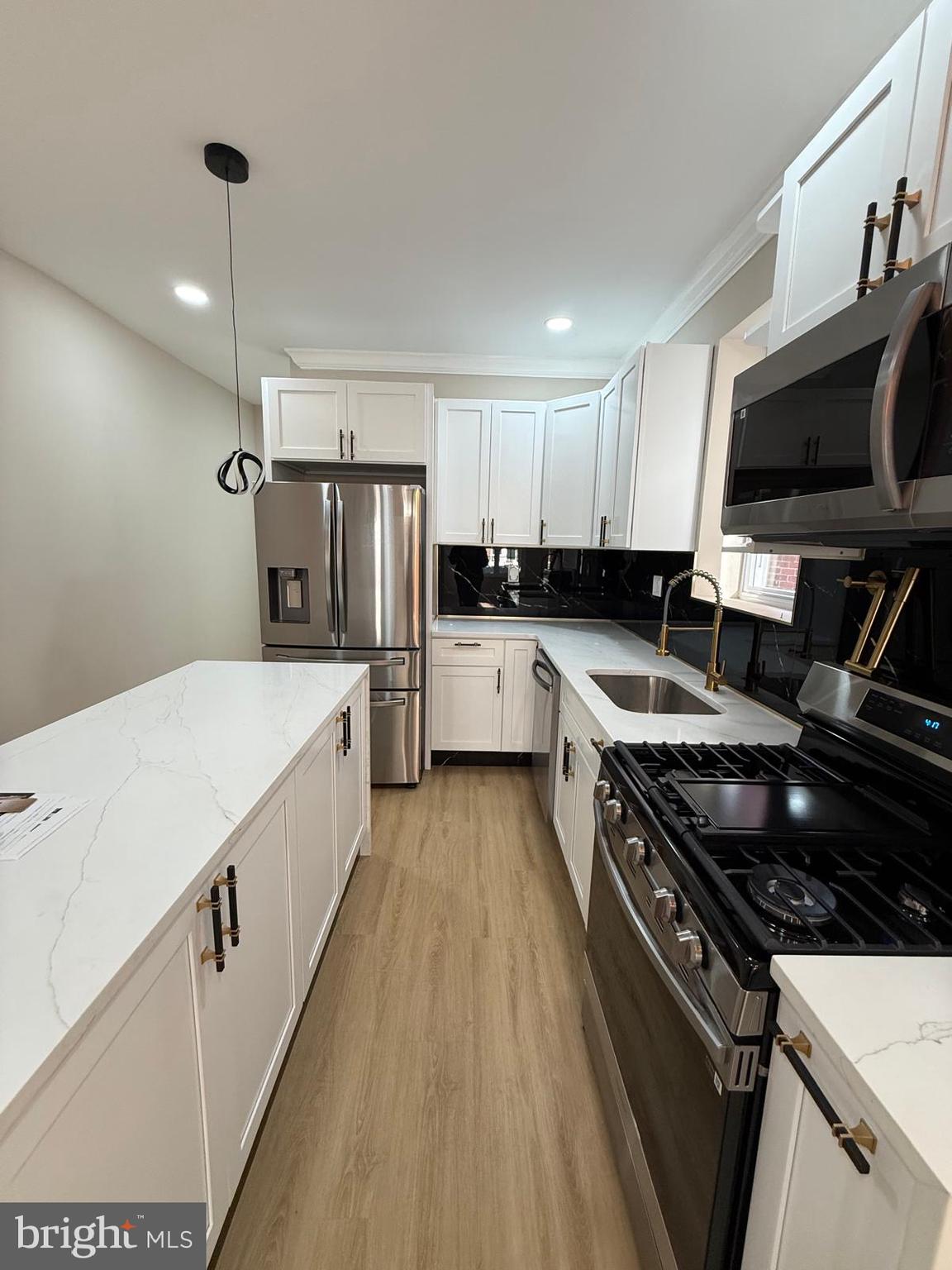 COBBS CREEK - Residential