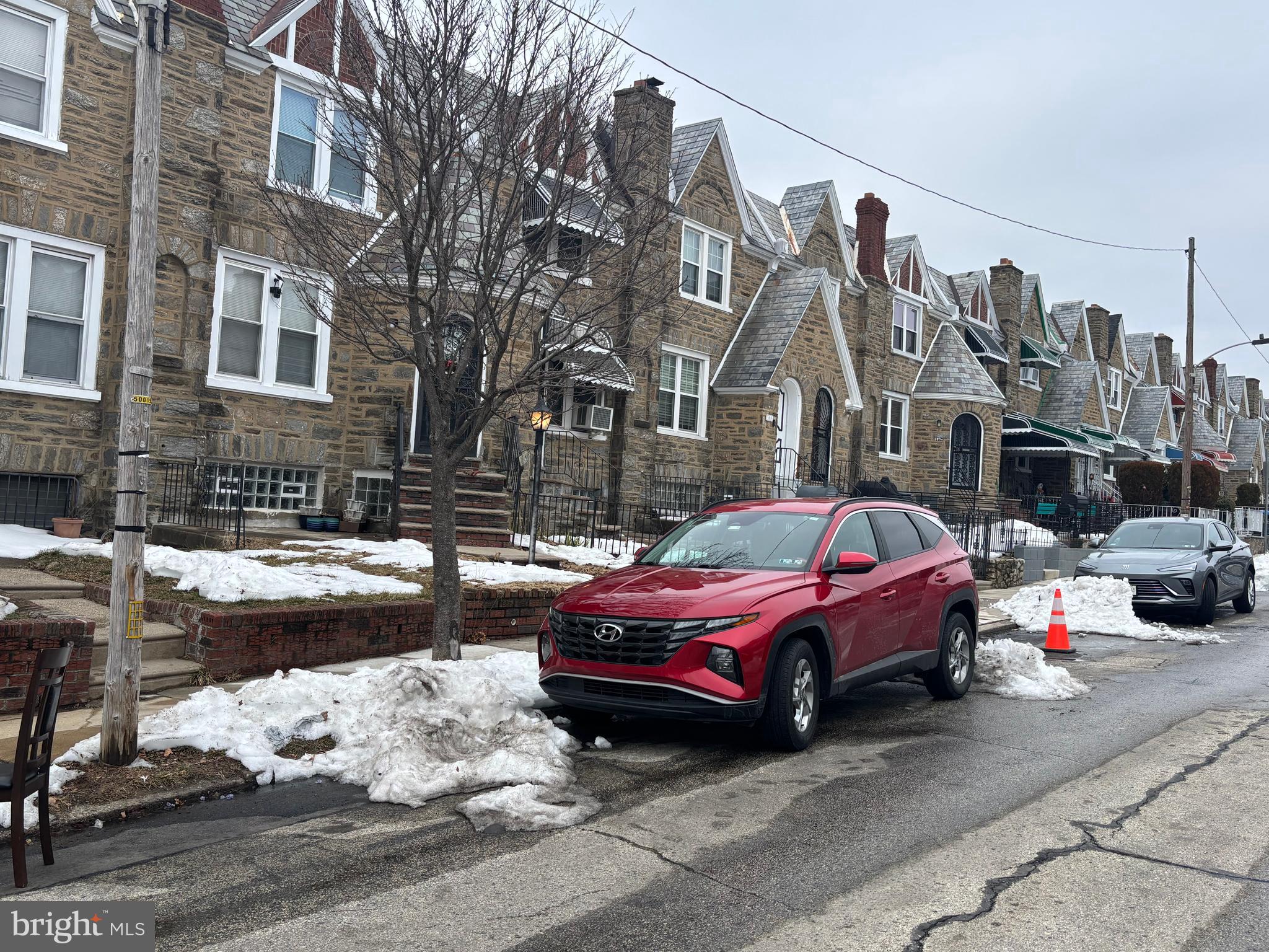 WEST OAK LANE - Residential
