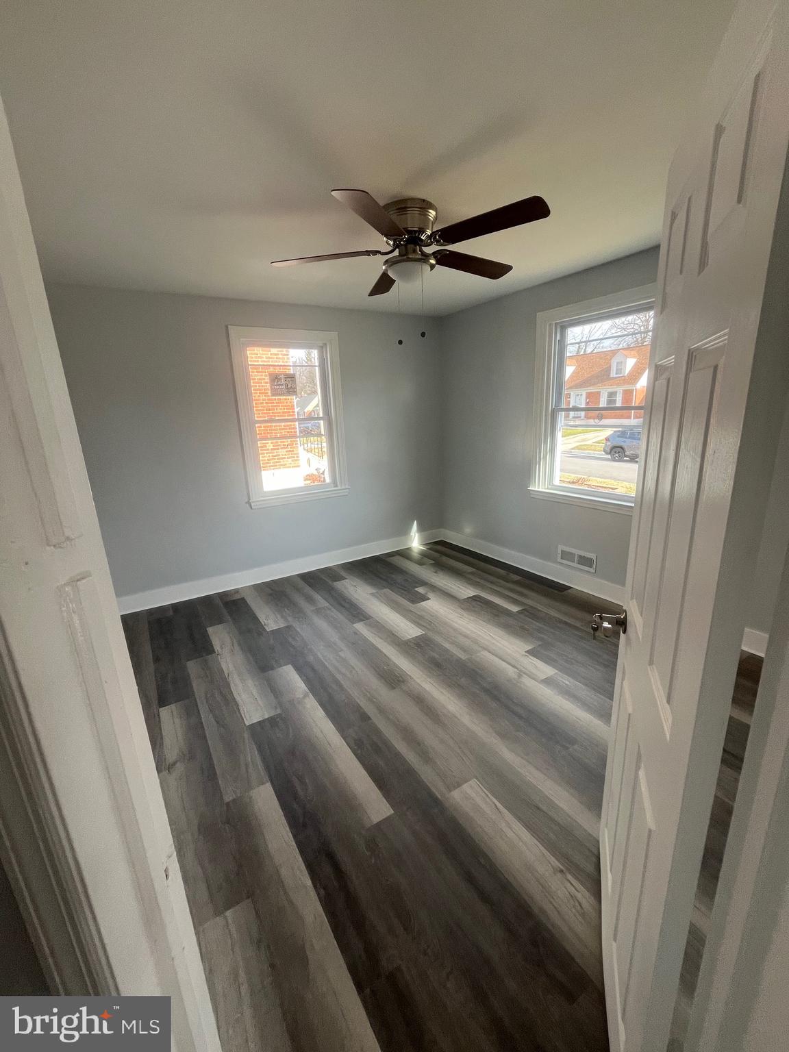 LOCHEARN - Residential