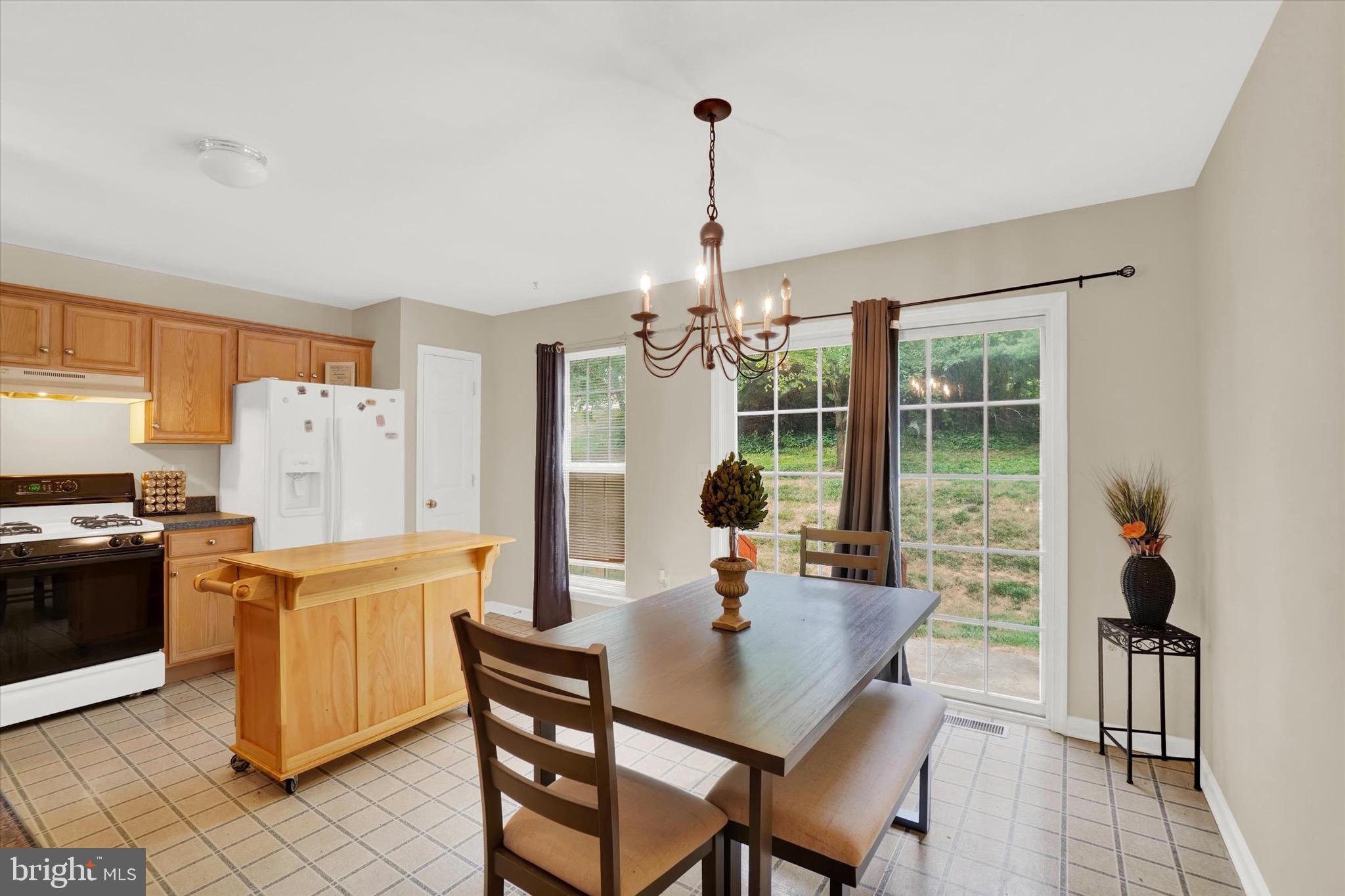 HUNT CLUB - Residential