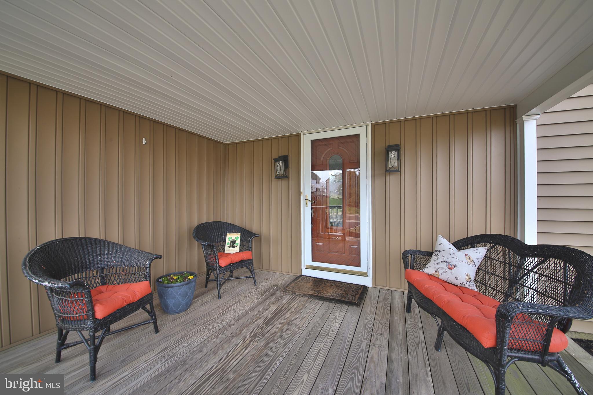 COUNTRY BEND - Residential