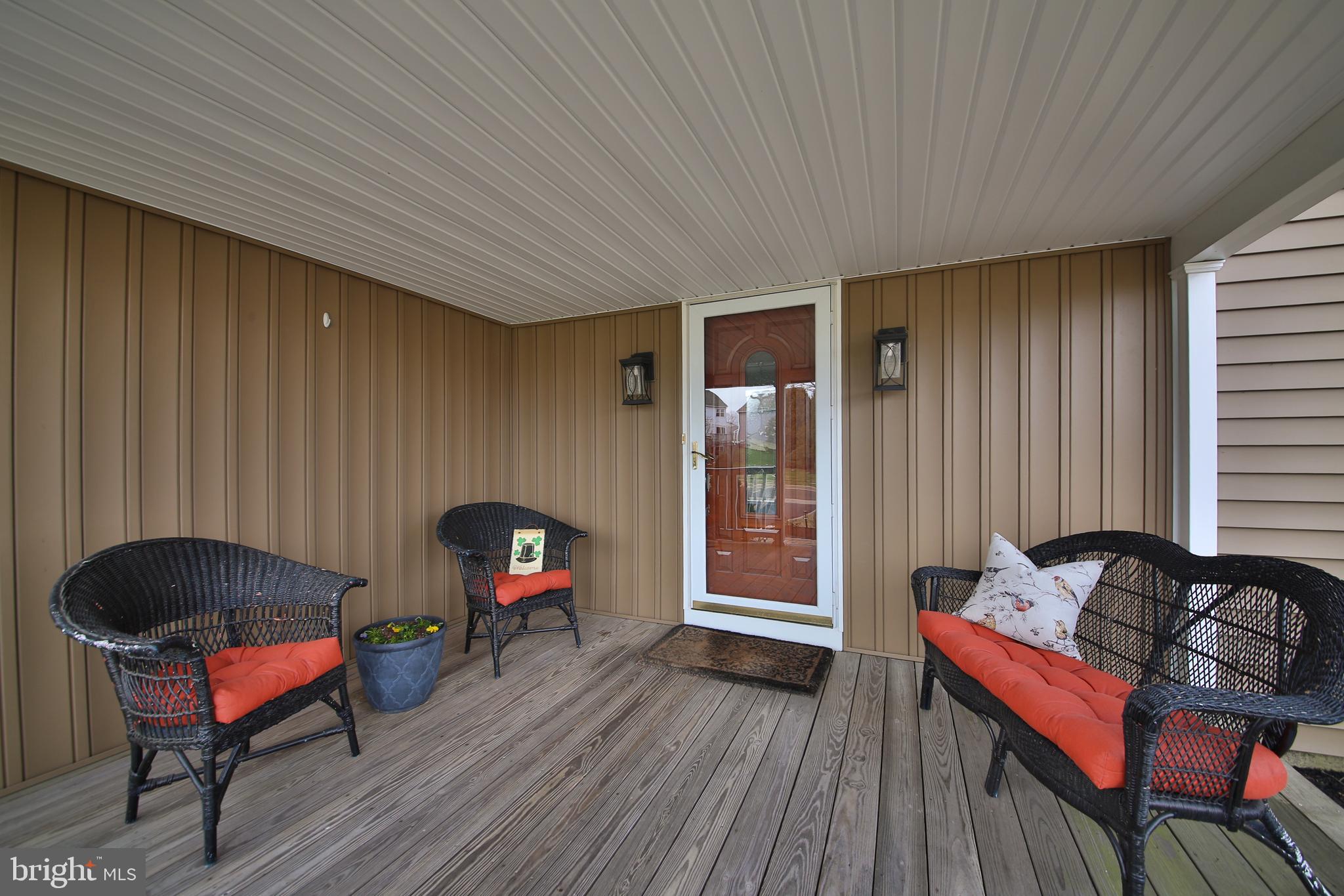 COUNTRY BEND - Residential