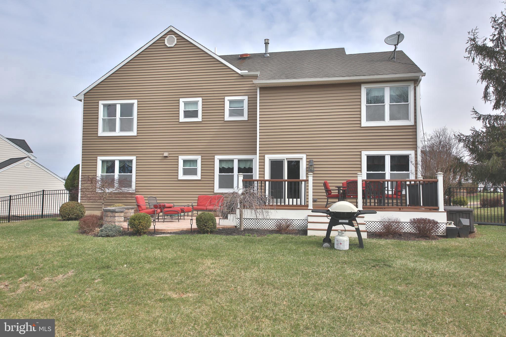 COUNTRY BEND - Residential