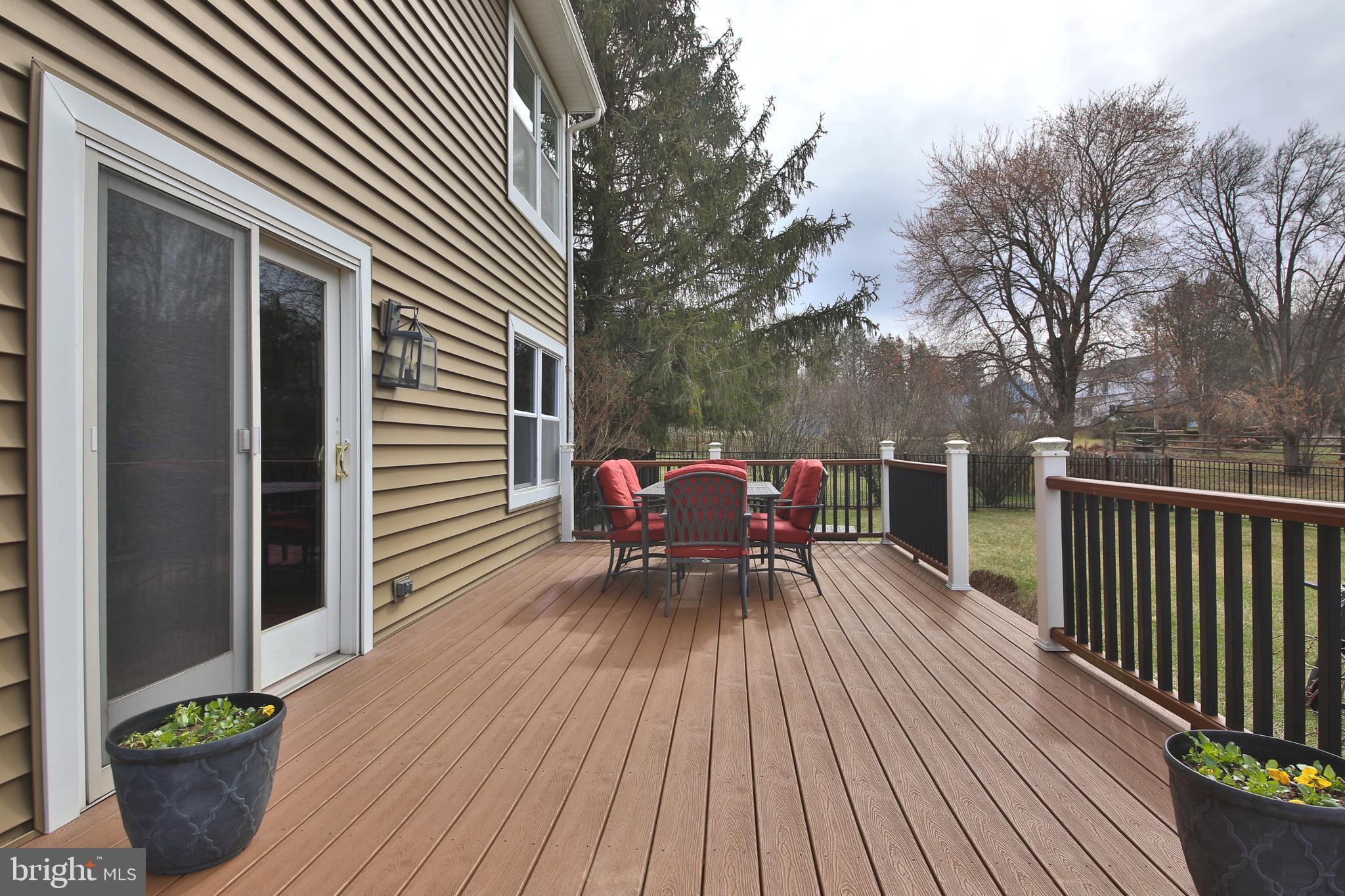 COUNTRY BEND - Residential