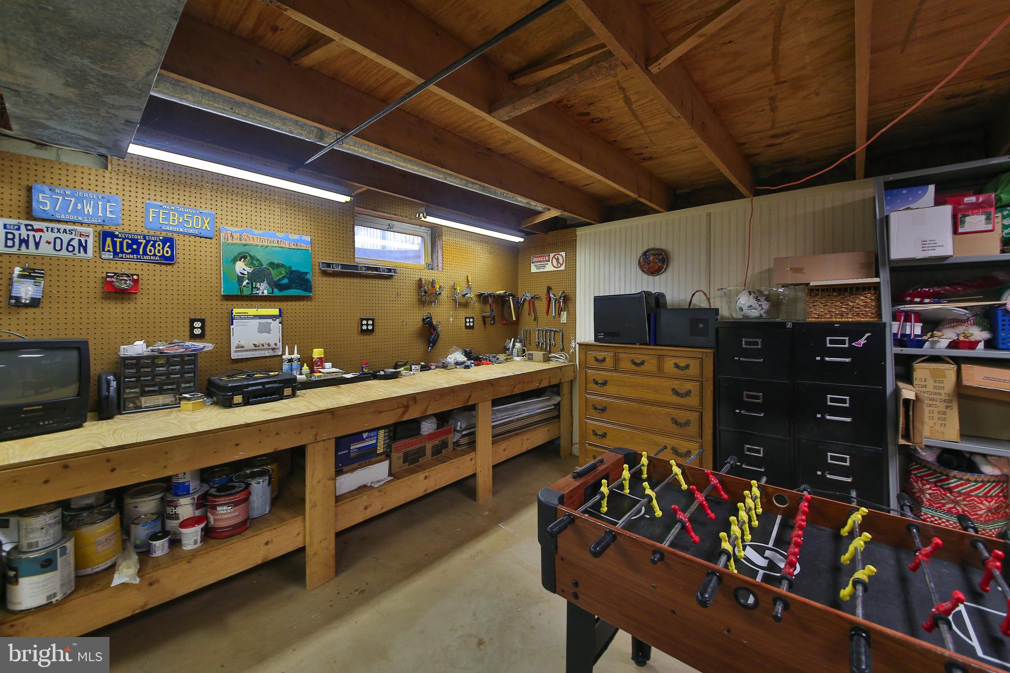 COUNTRY BEND - Residential