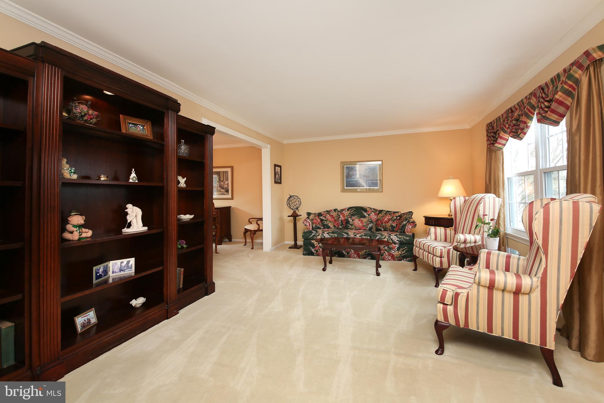 COUNTRY BEND - Residential