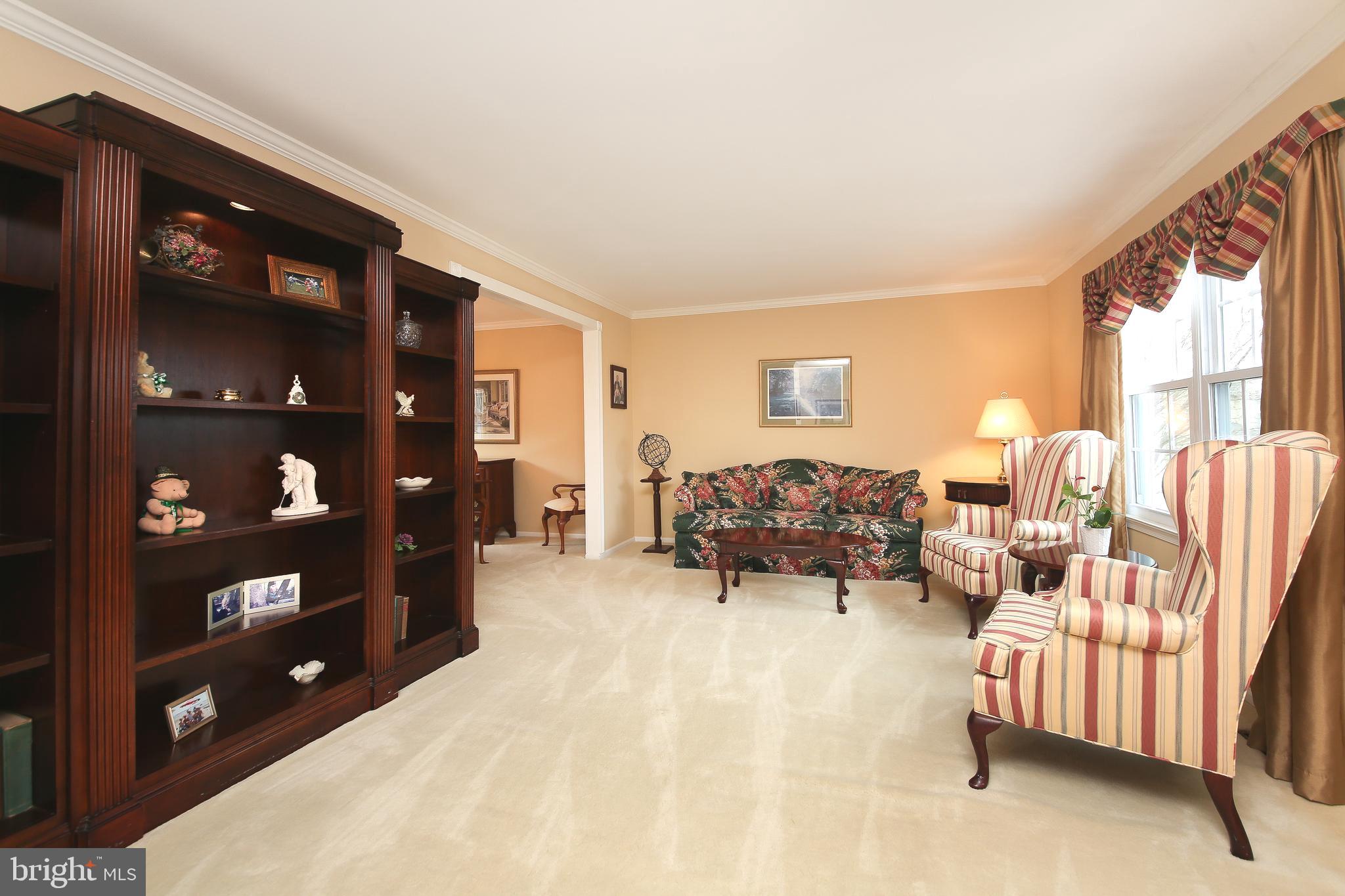 COUNTRY BEND - Residential