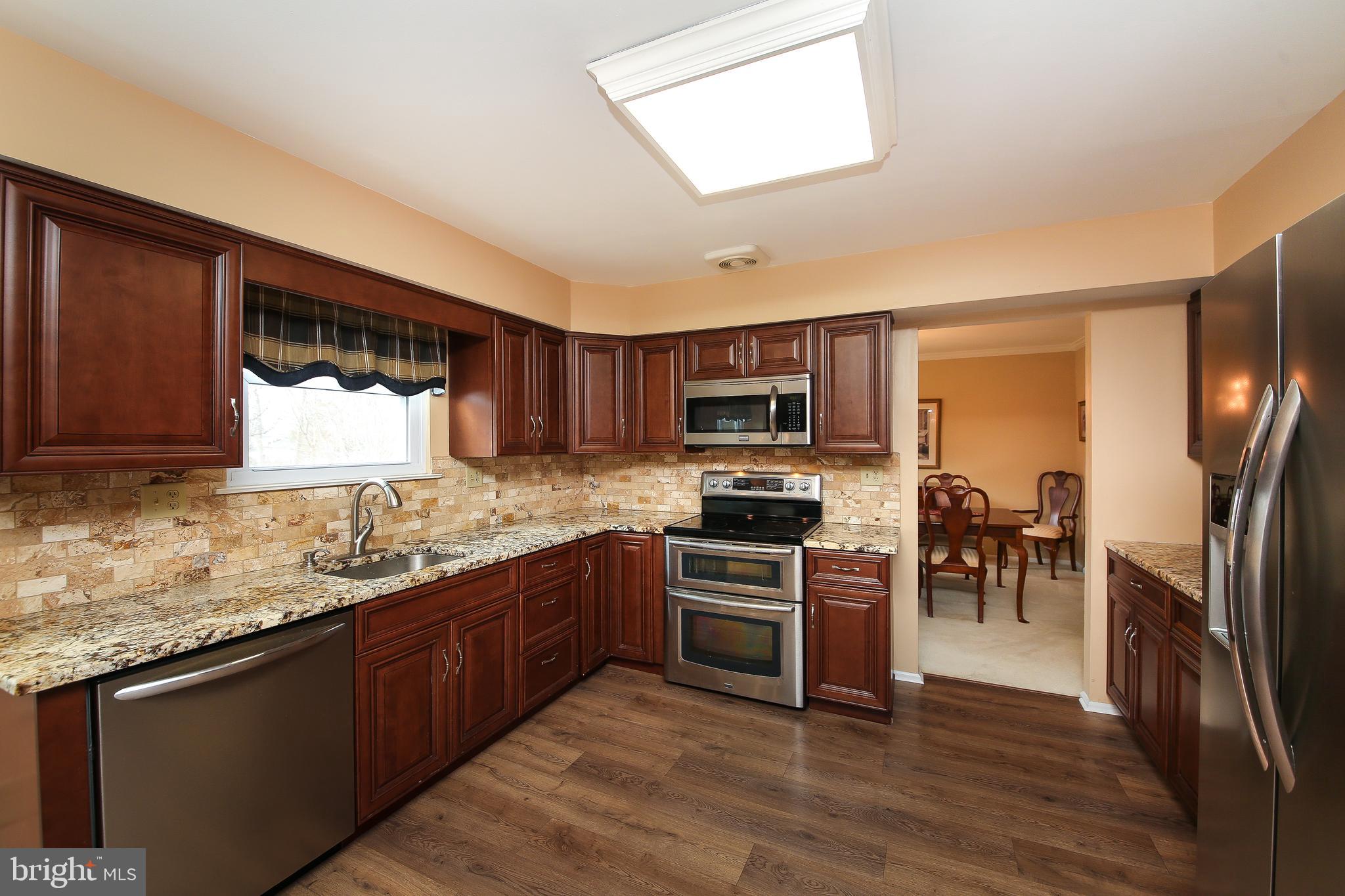 COUNTRY BEND - Residential