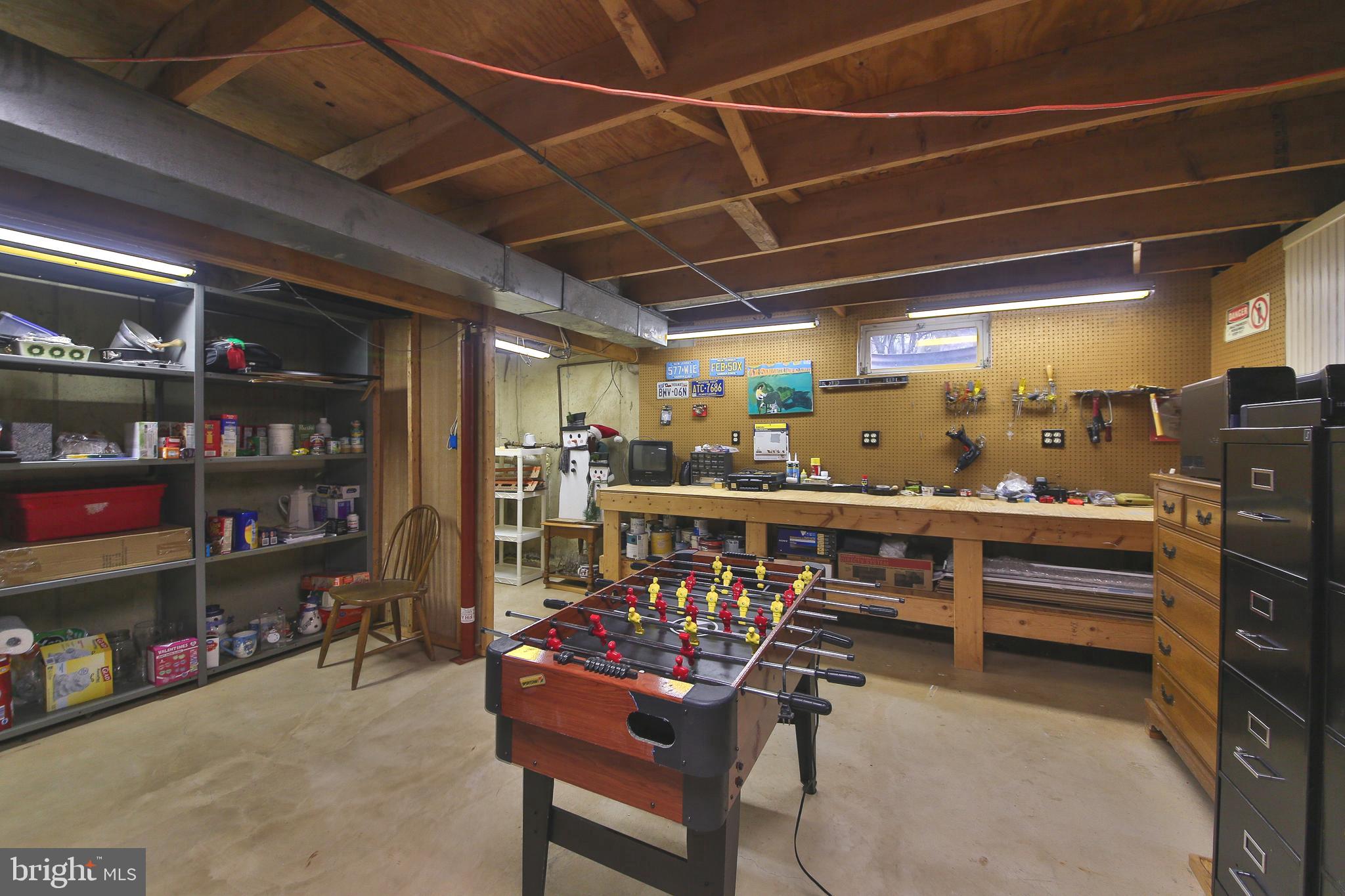 COUNTRY BEND - Residential