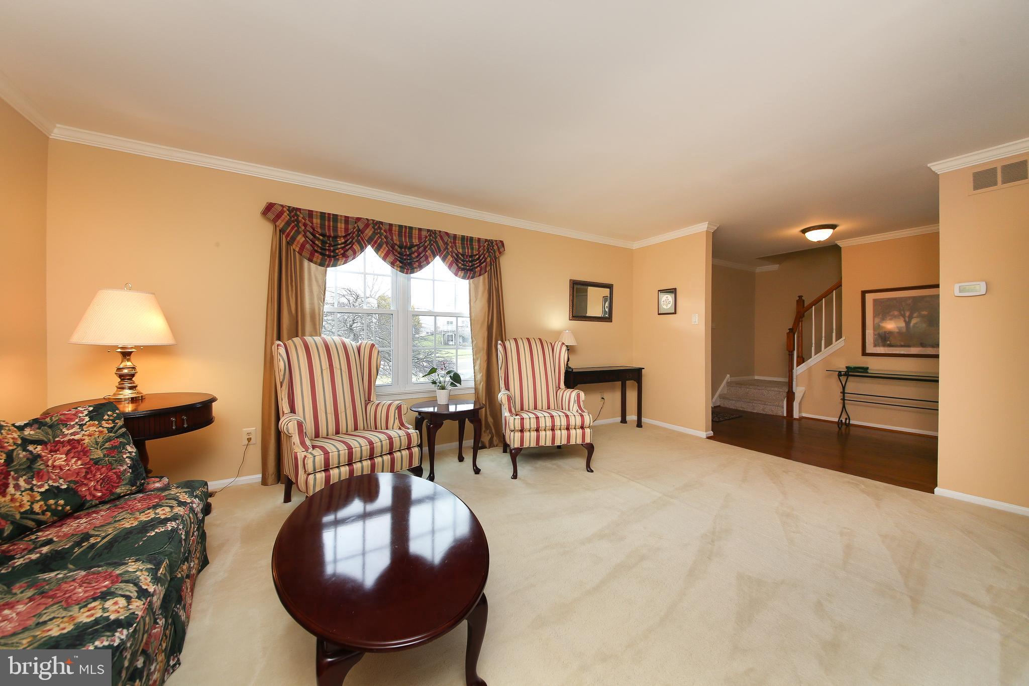 COUNTRY BEND - Residential