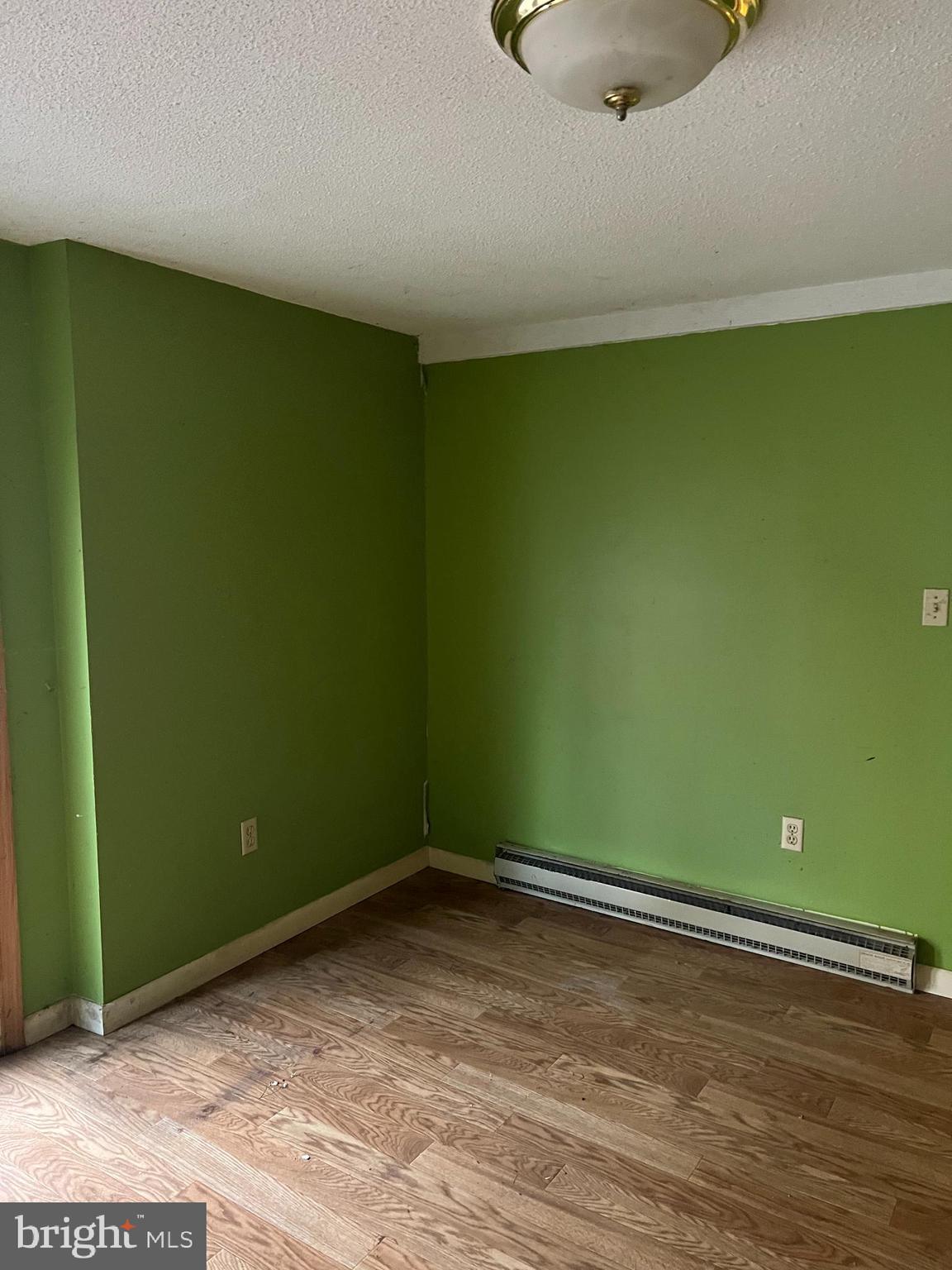 GLENWOOD FOREST - Residential