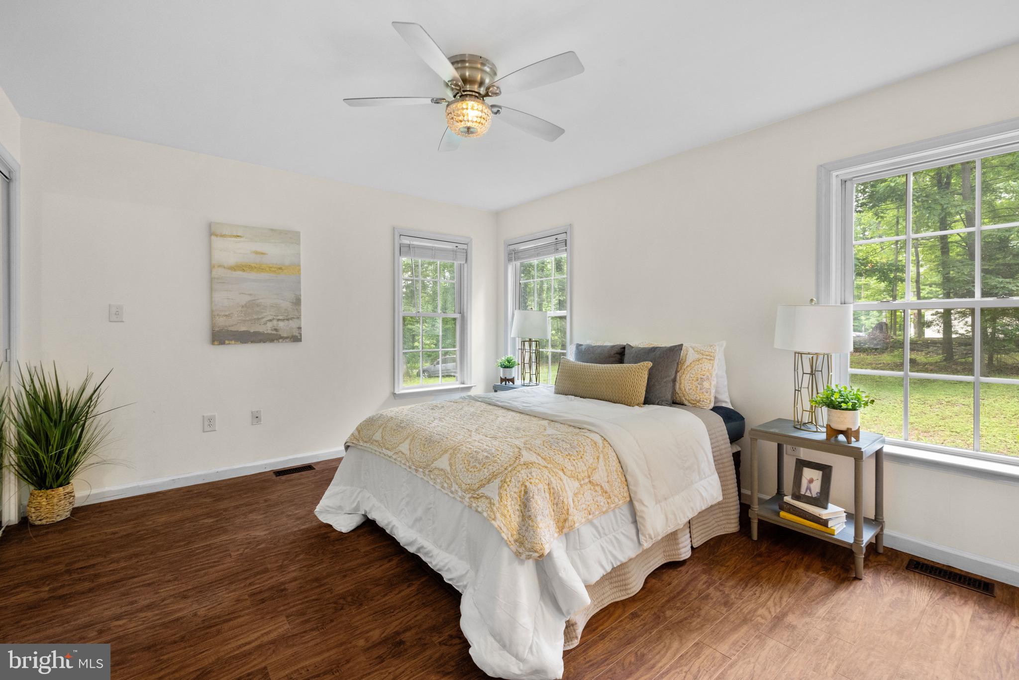 SHANNONDALE - Residential