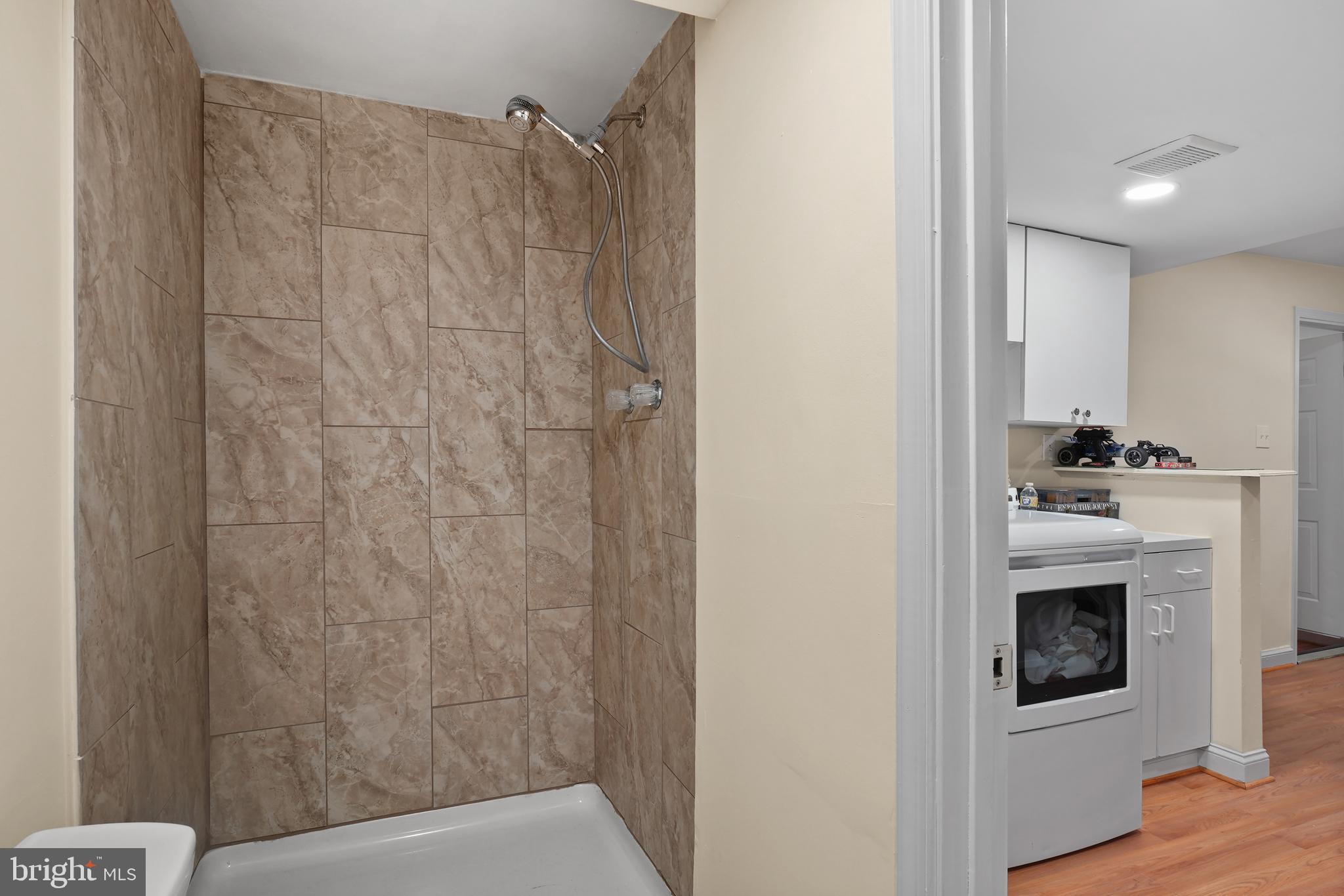 OXON RUN HILLS - Residential