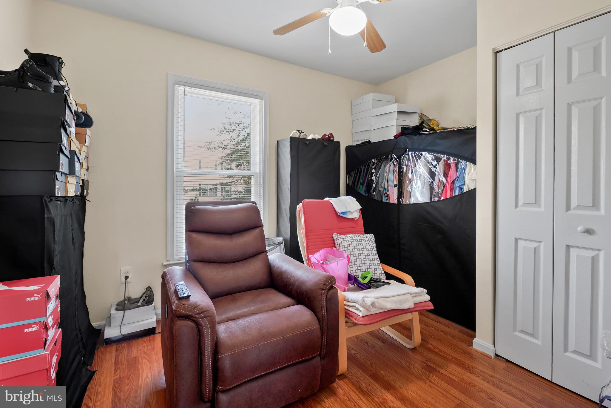 OXON RUN HILLS - Residential