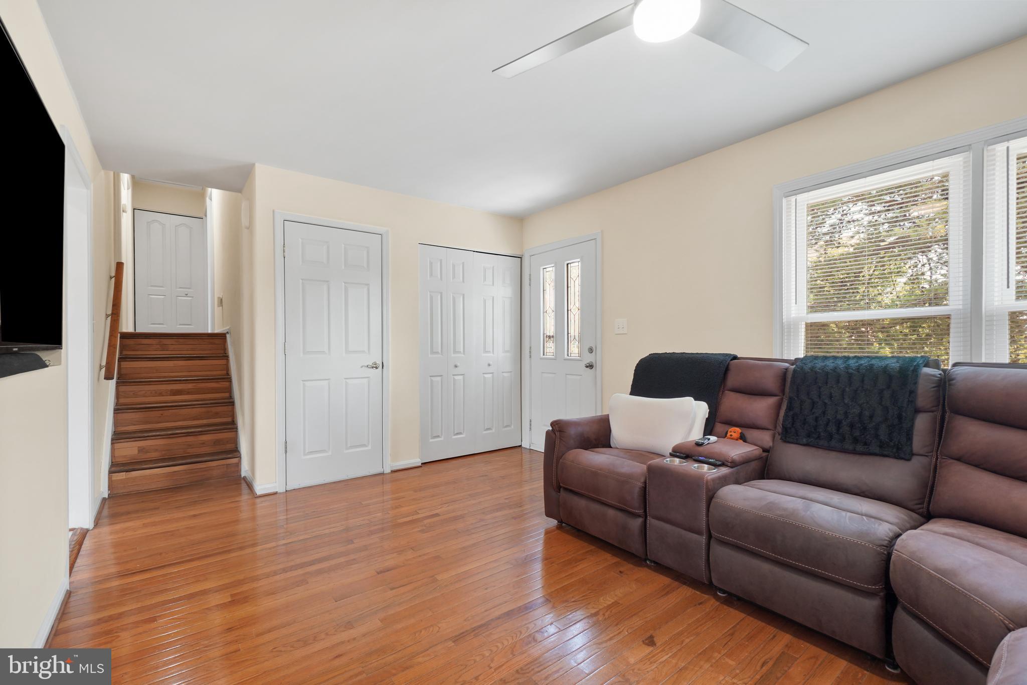 OXON RUN HILLS - Residential