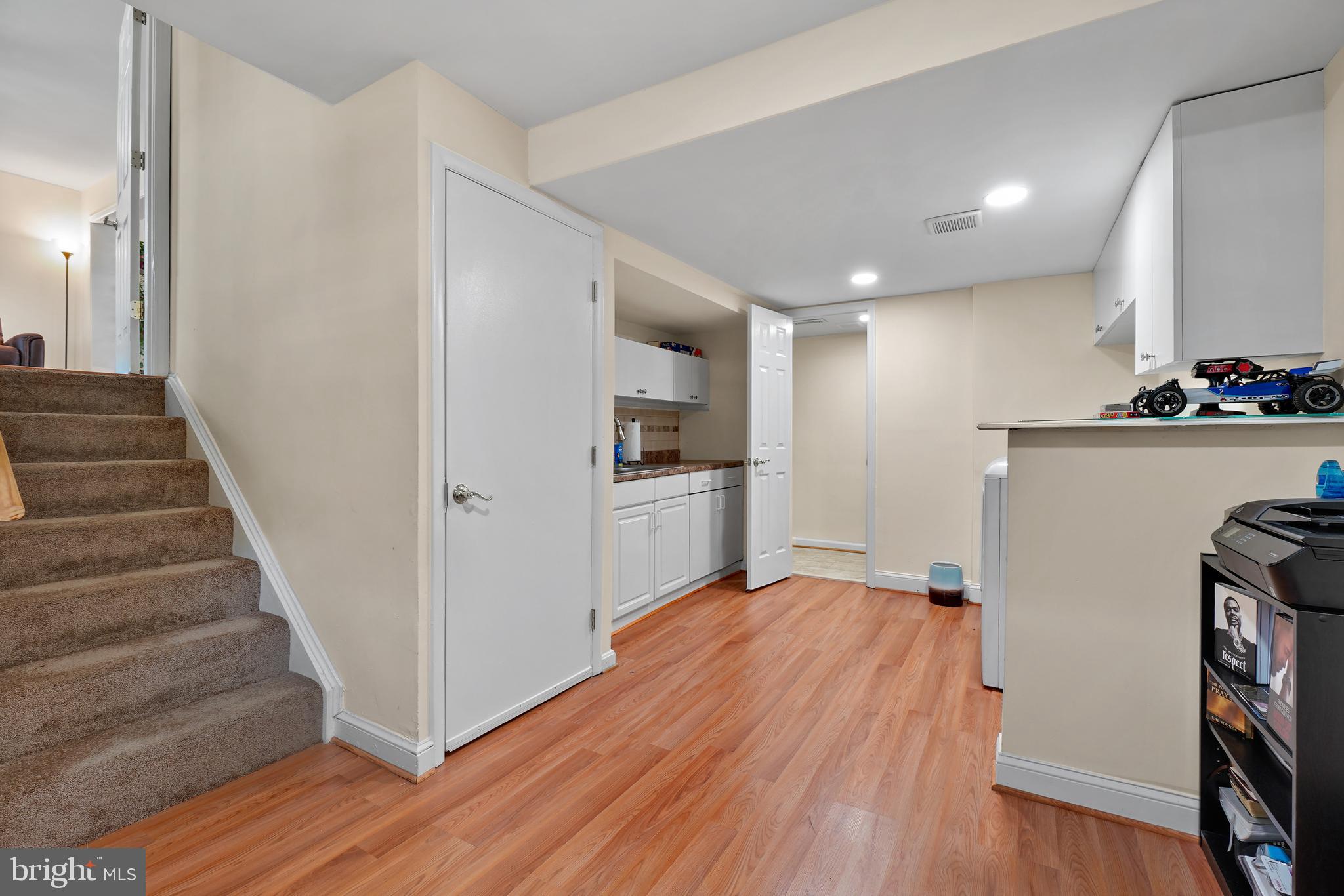 OXON RUN HILLS - Residential