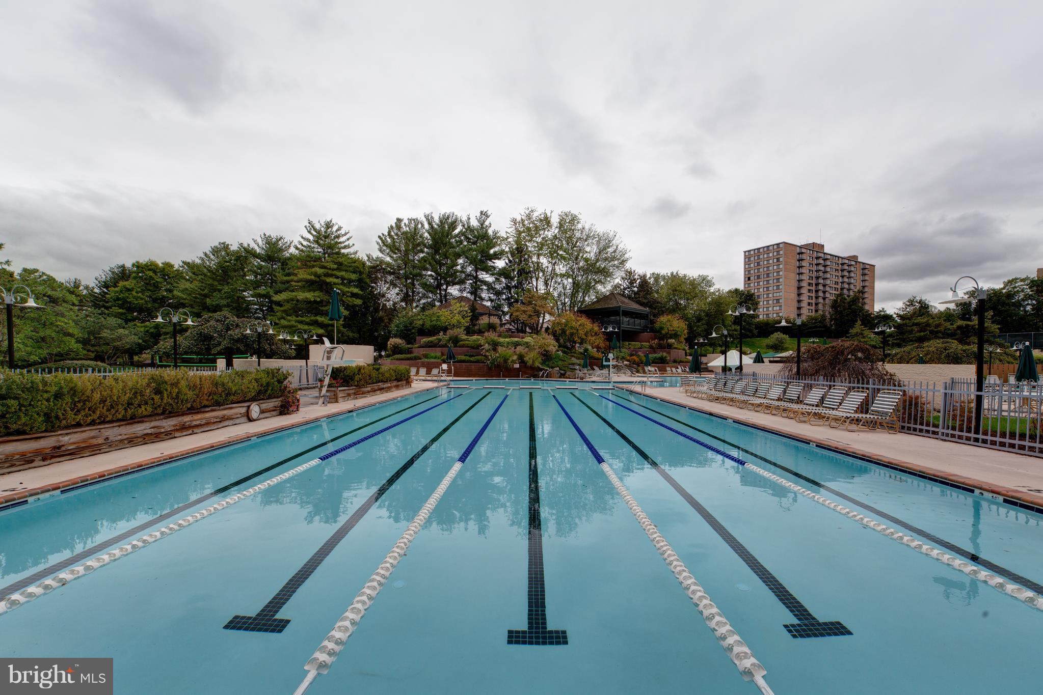 WATERGATE AT LANDMARK - Residential