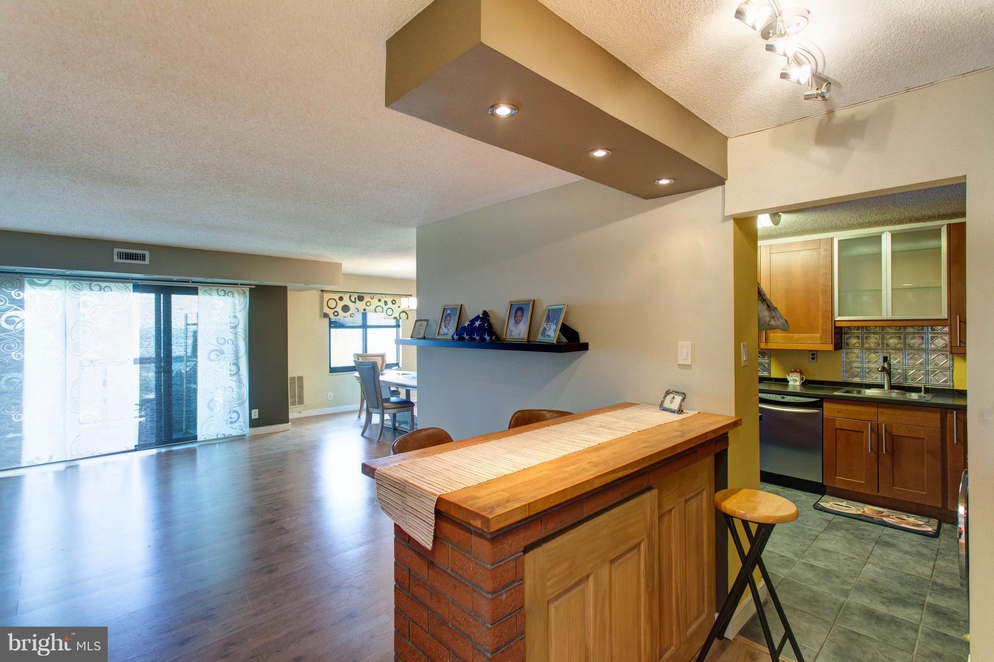 WATERGATE AT LANDMARK - Residential