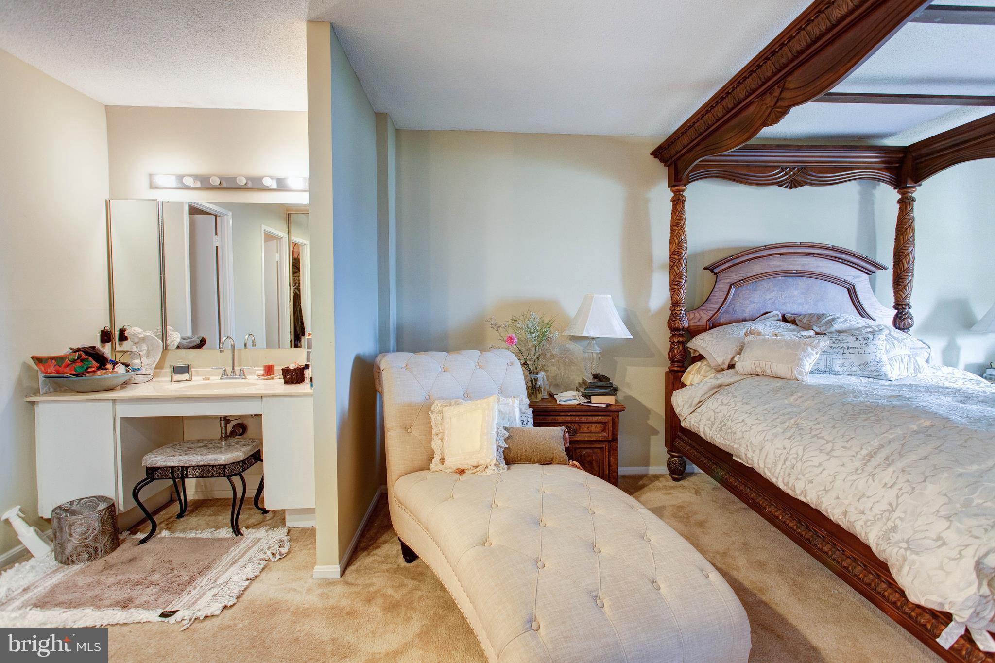 WATERGATE AT LANDMARK - Residential