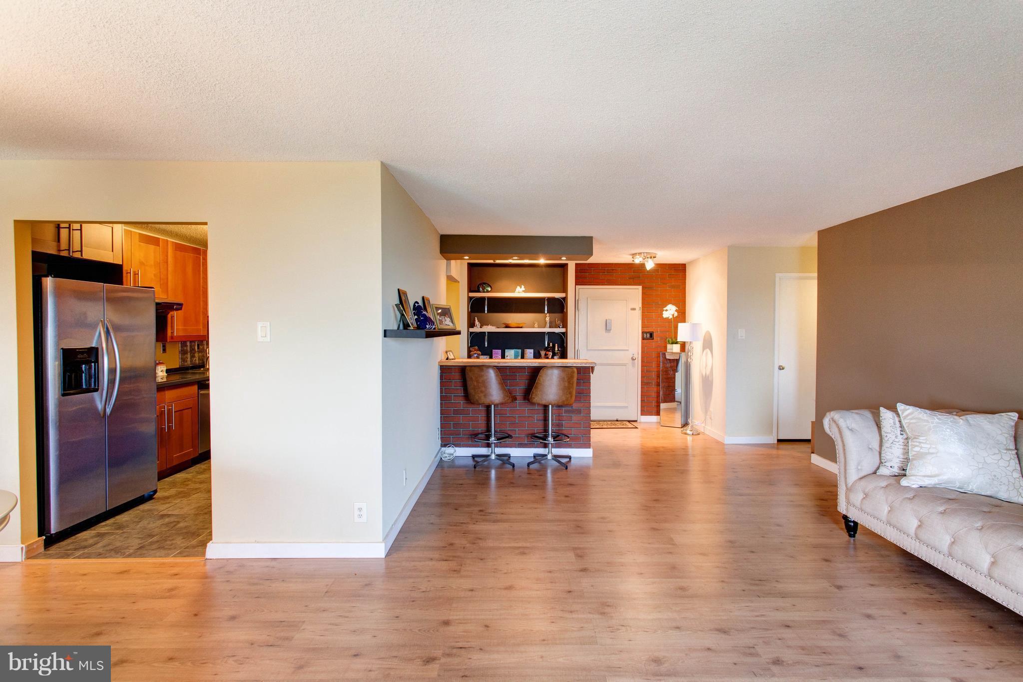 WATERGATE AT LANDMARK - Residential