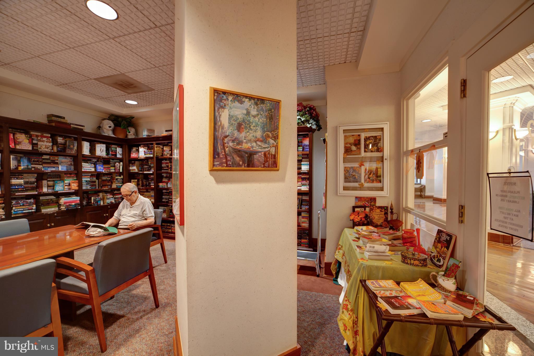 WATERGATE AT LANDMARK - Residential