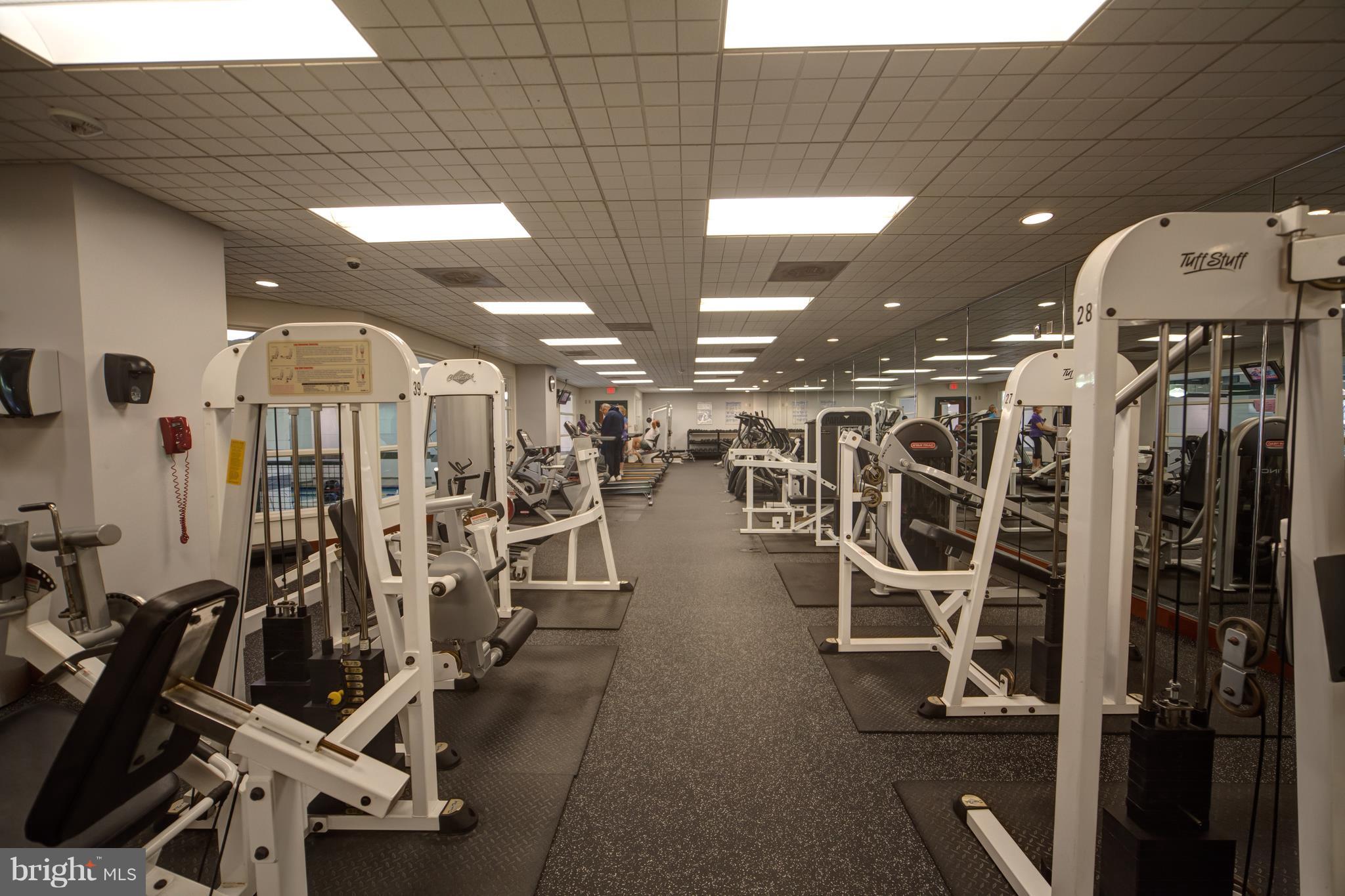 WATERGATE AT LANDMARK - Residential