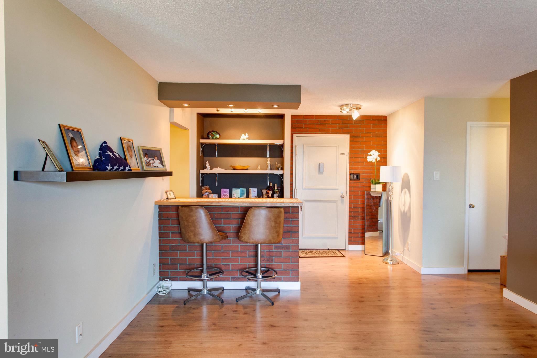 WATERGATE AT LANDMARK - Residential