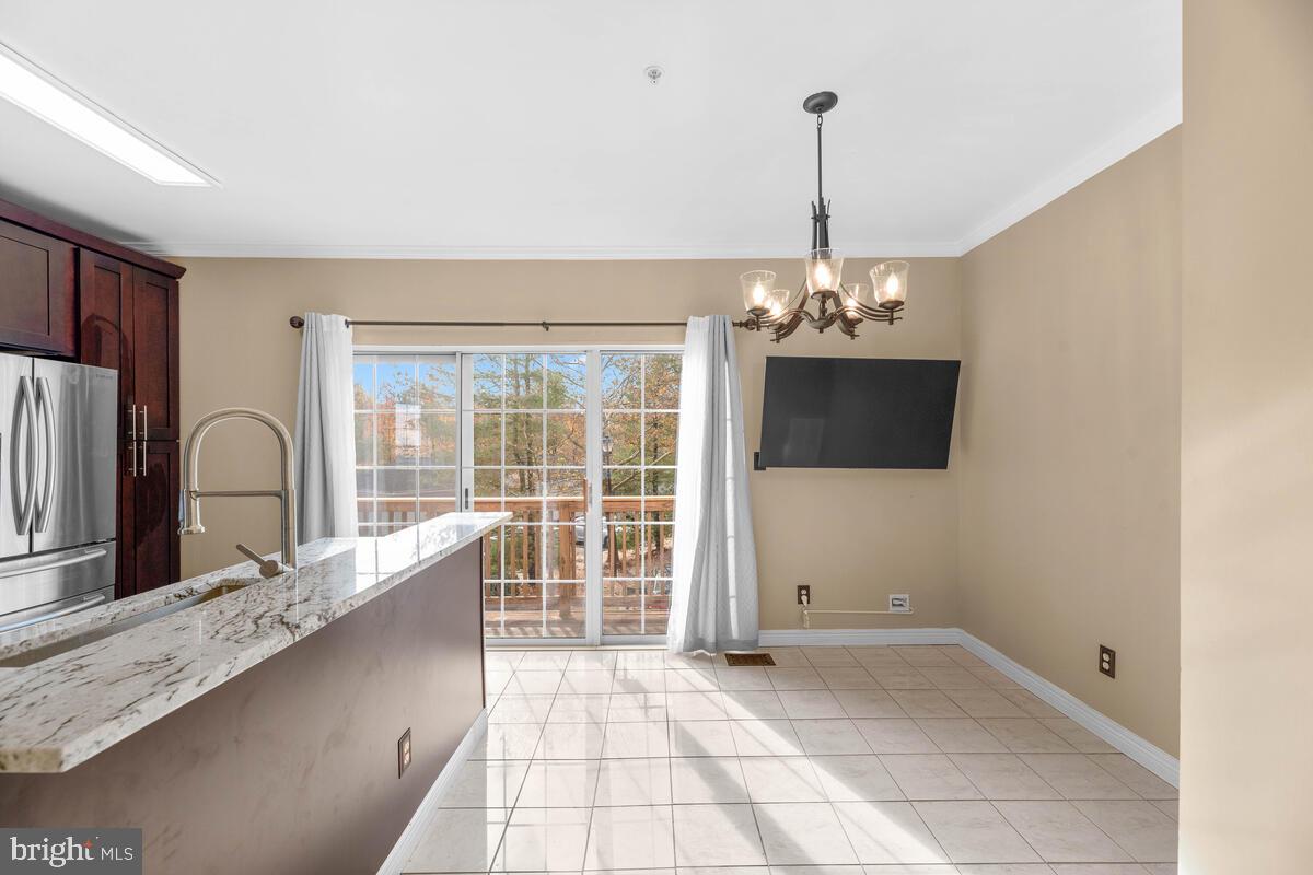 RUSSETT - Residential