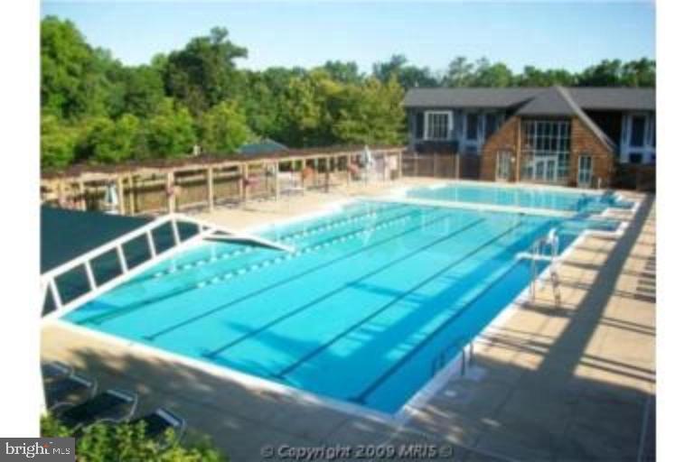 RUSSETT - Residential