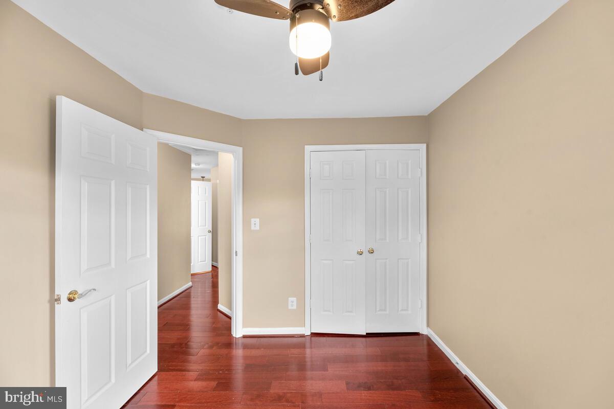 RUSSETT - Residential