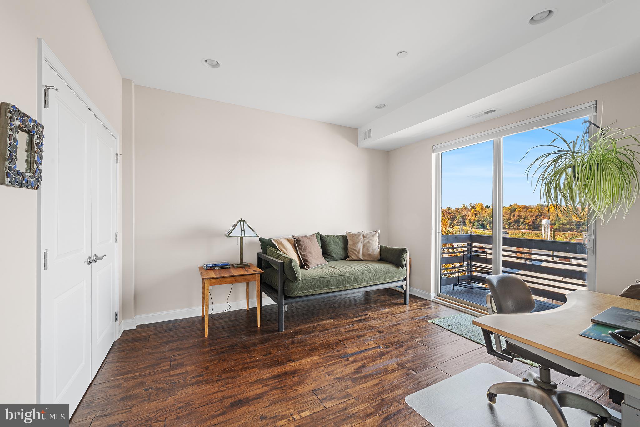 MANAYUNK - Residential