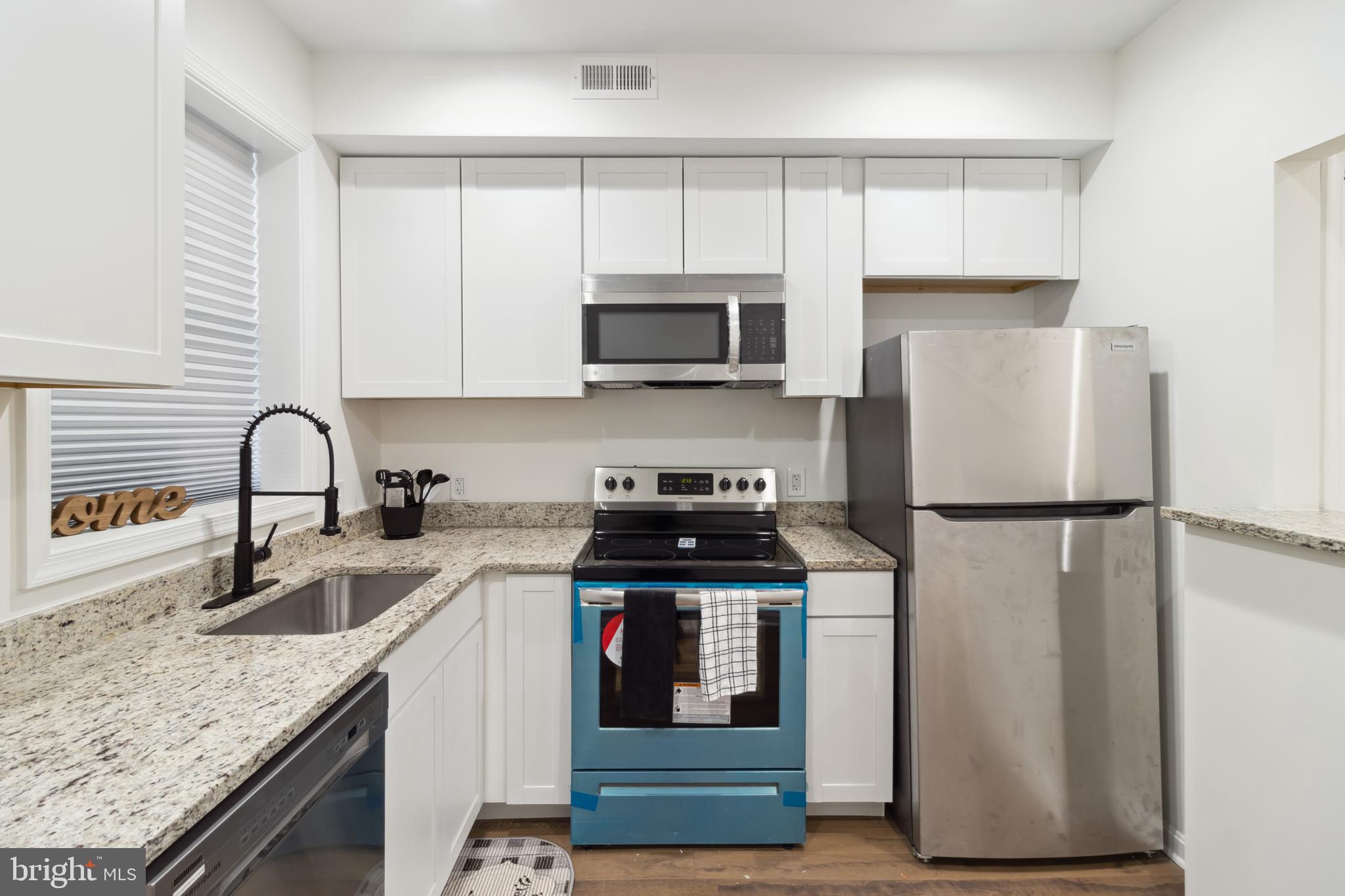 MIDDLE EAST - Residential