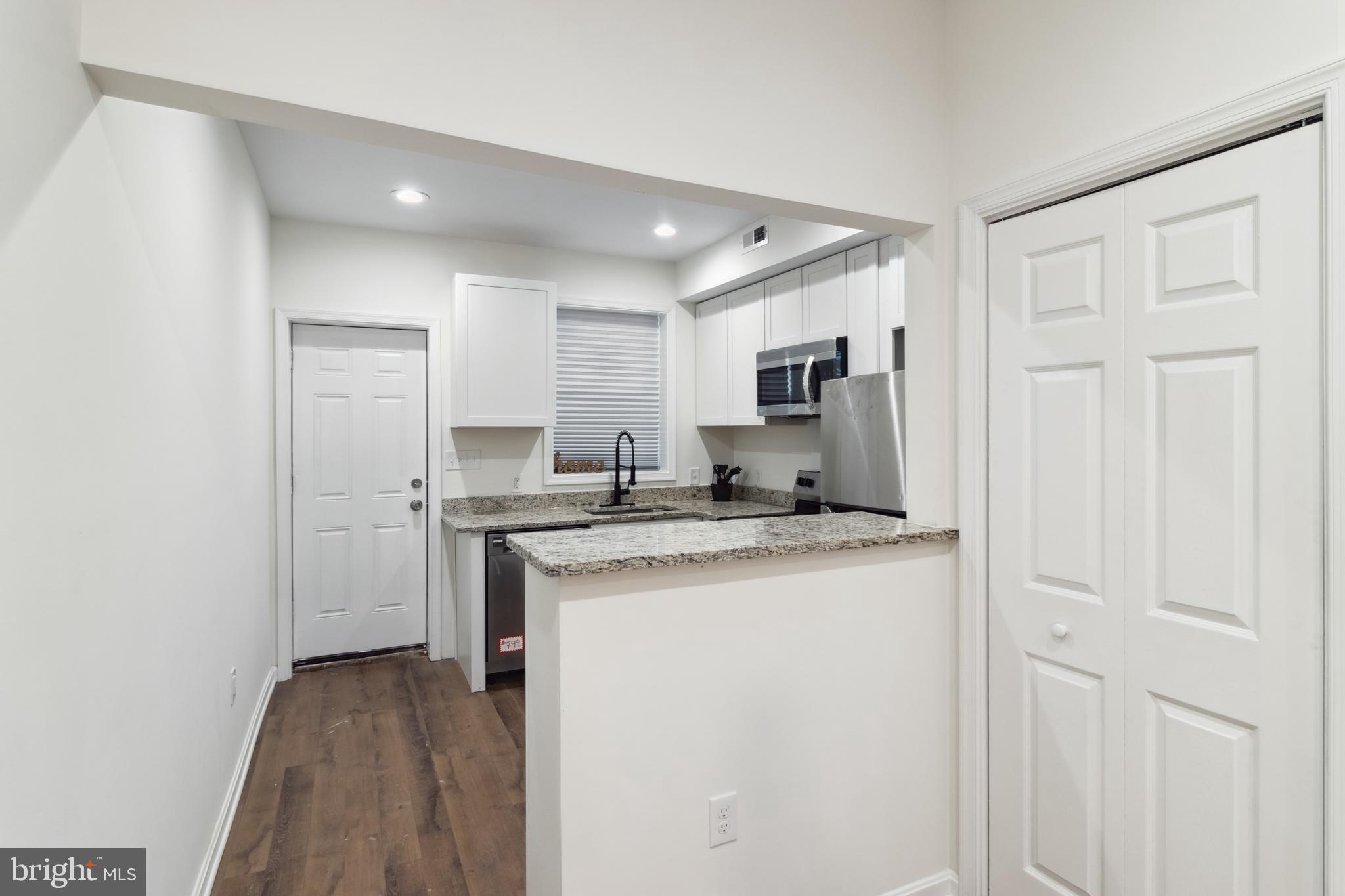 MIDDLE EAST - Residential