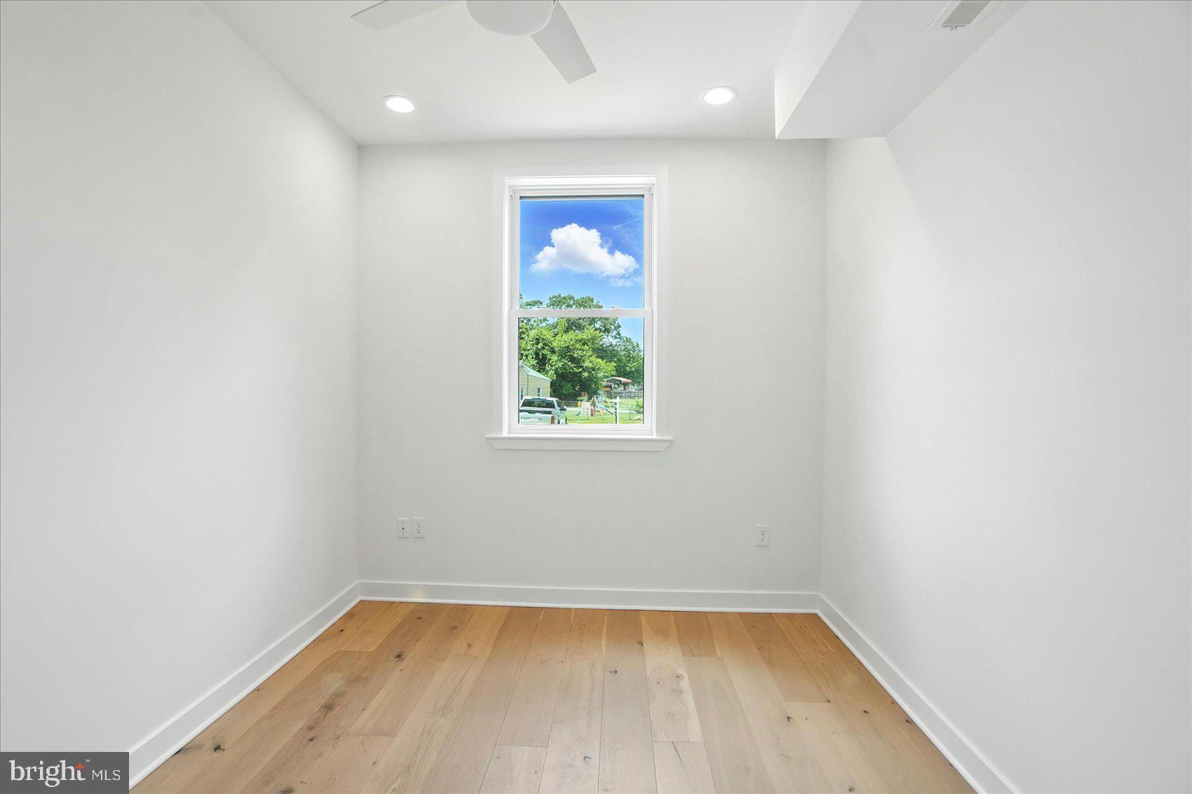 ROCK VIEW BEACH - Residential Lease