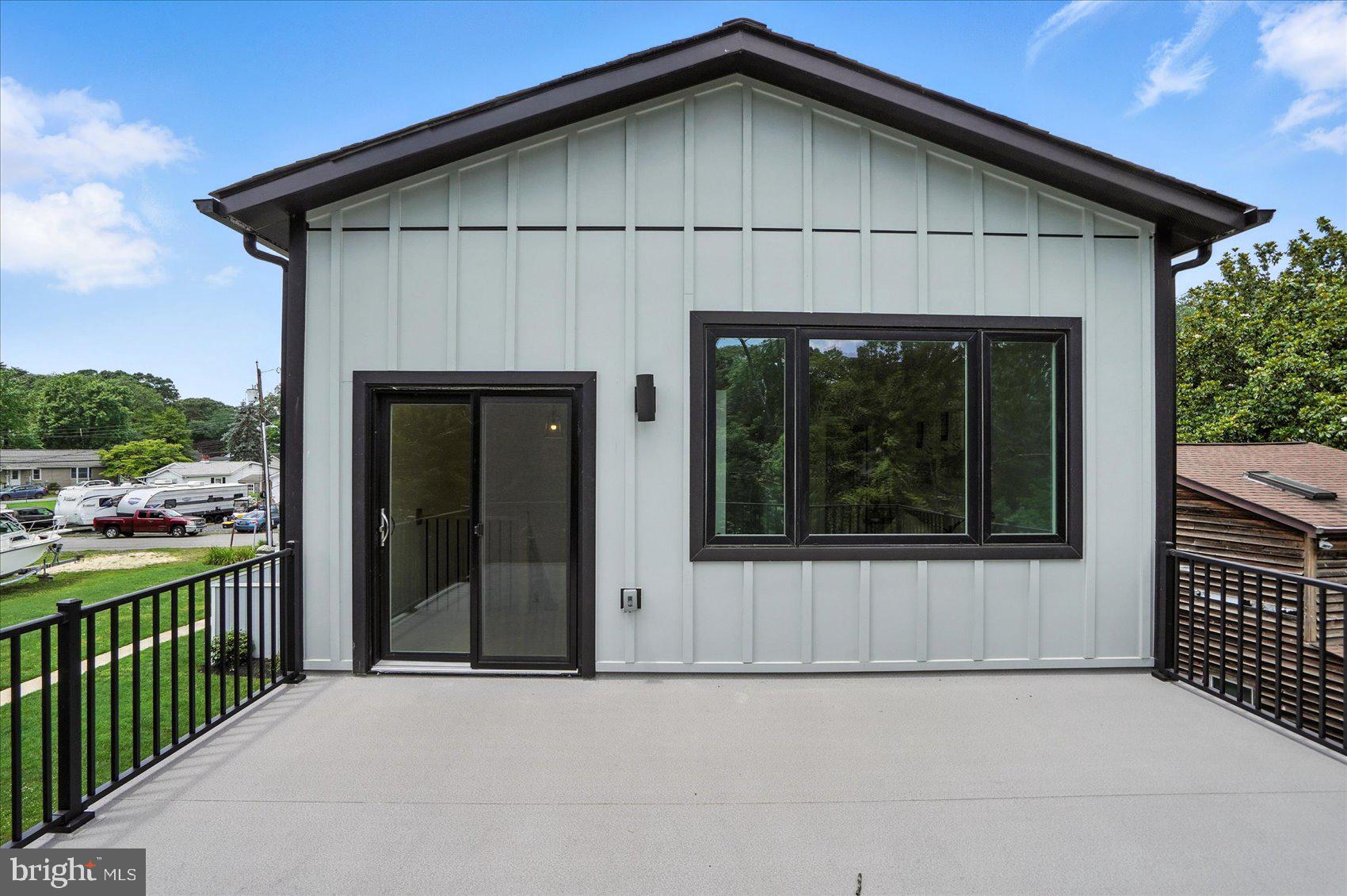 ROCK VIEW BEACH - Residential Lease