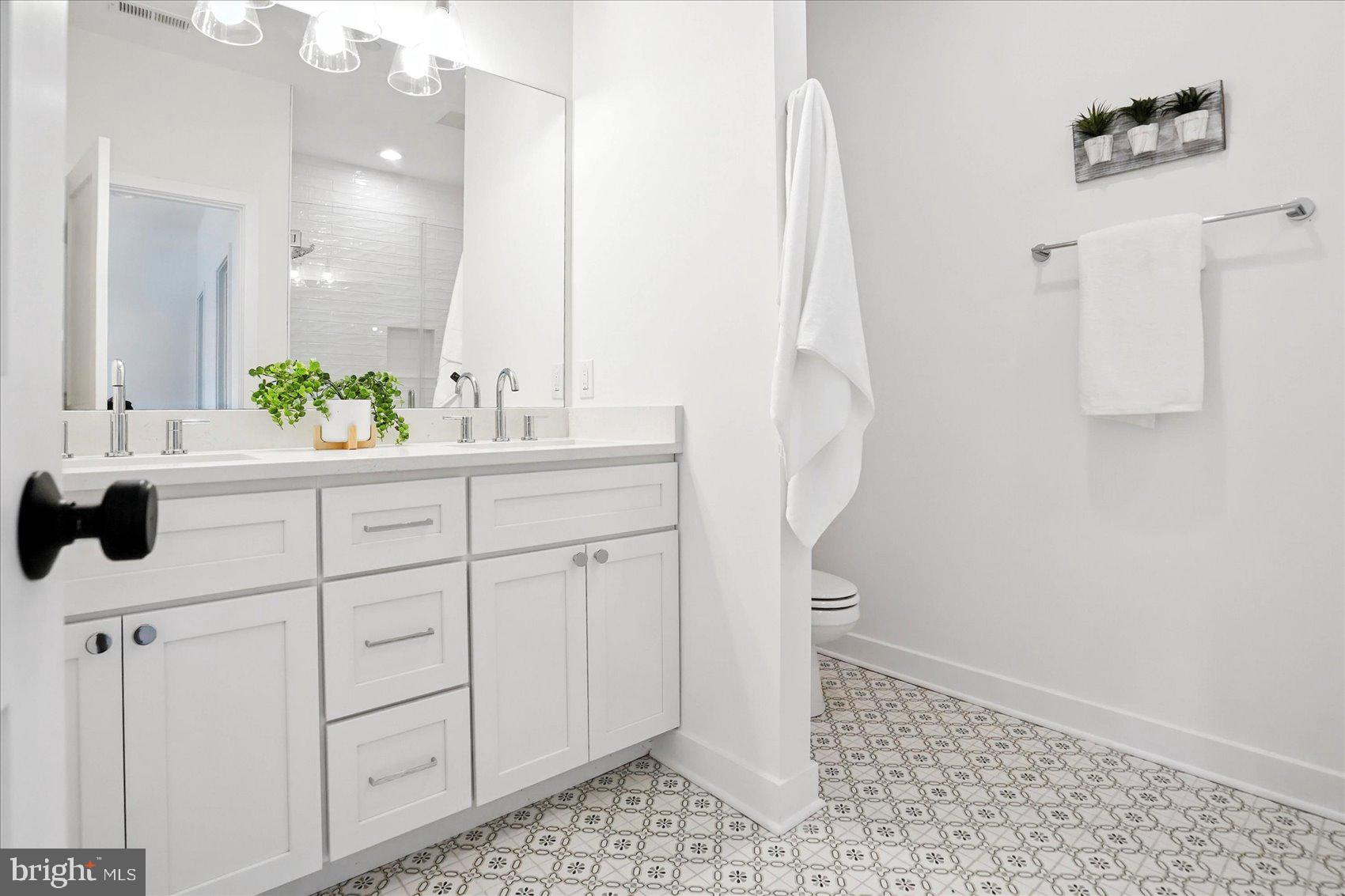 ROCK VIEW BEACH - Residential Lease