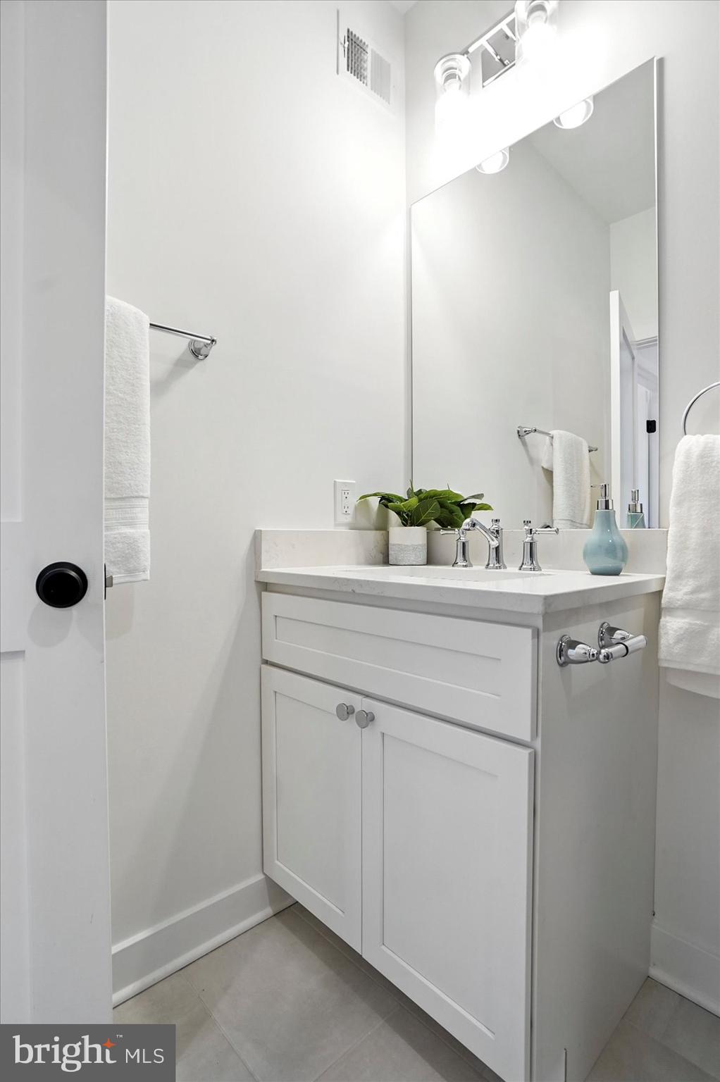 ROCK VIEW BEACH - Residential Lease