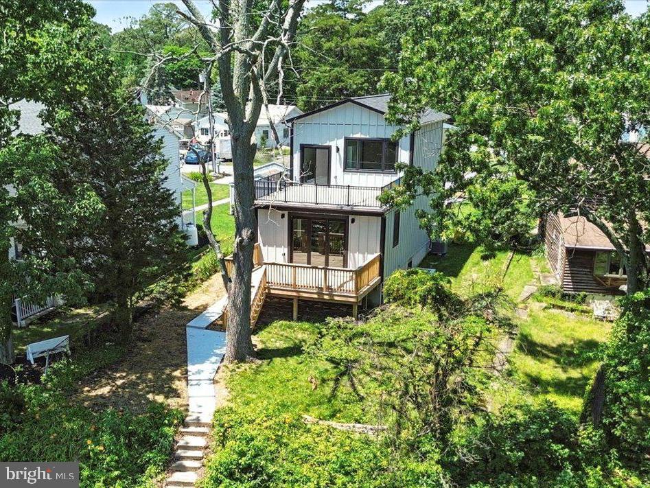 ROCK VIEW BEACH - Residential Lease