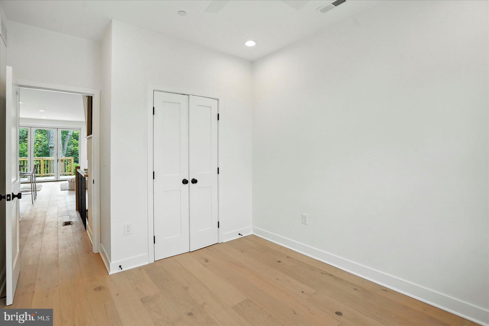 ROCK VIEW BEACH - Residential Lease