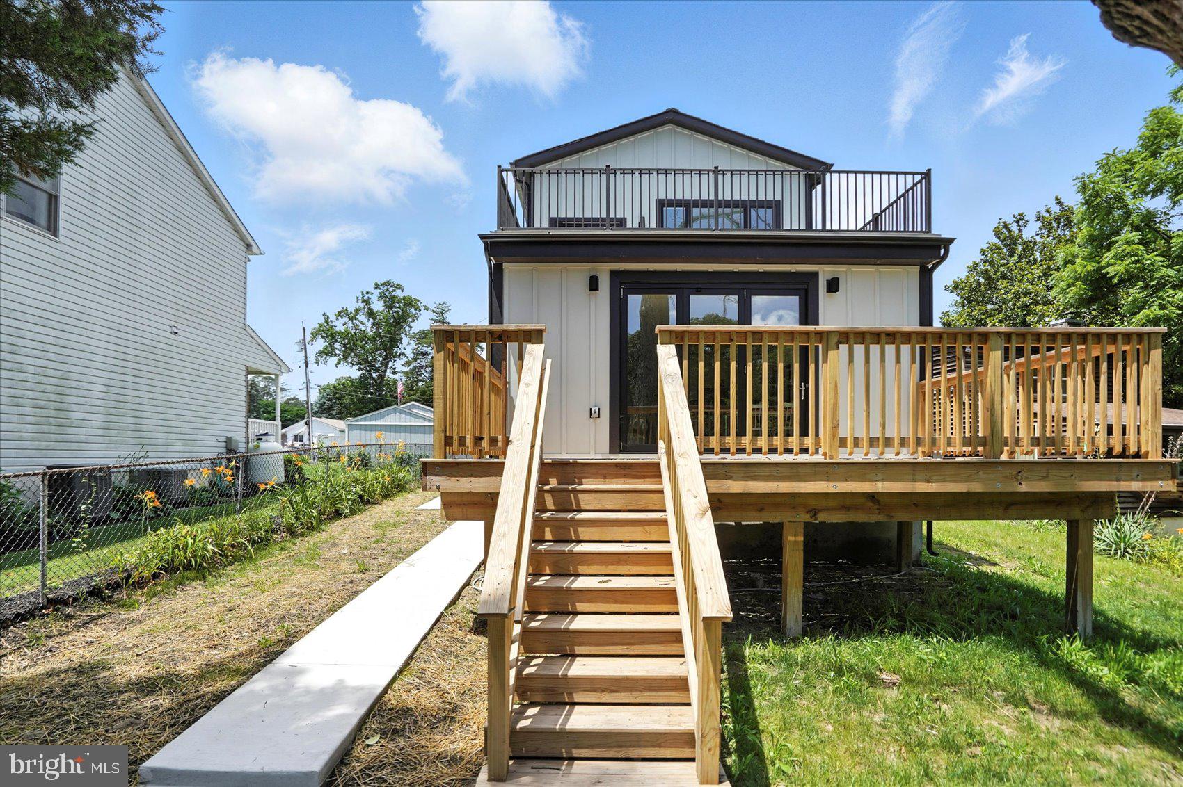 ROCK VIEW BEACH - Residential Lease