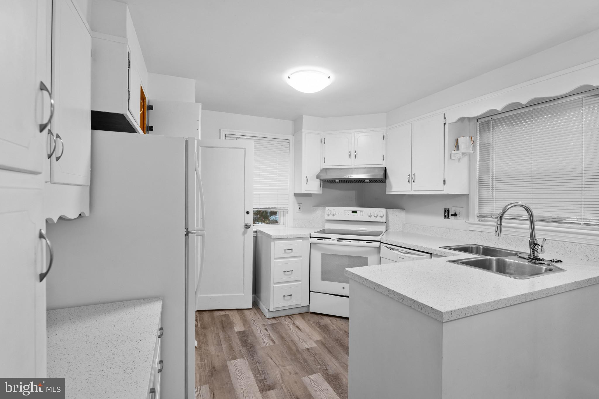 OVERLEA - Residential