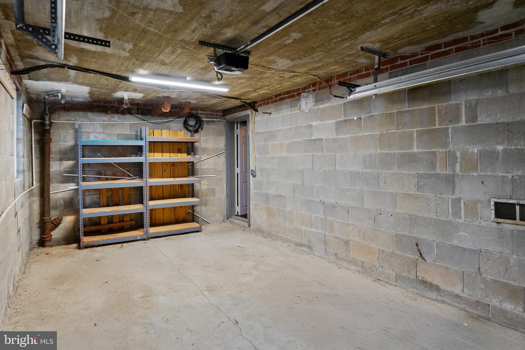 OVERLEA - Residential