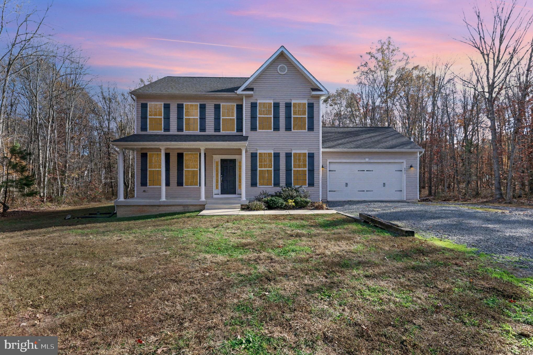 VINTAGE ESTATES - Residential