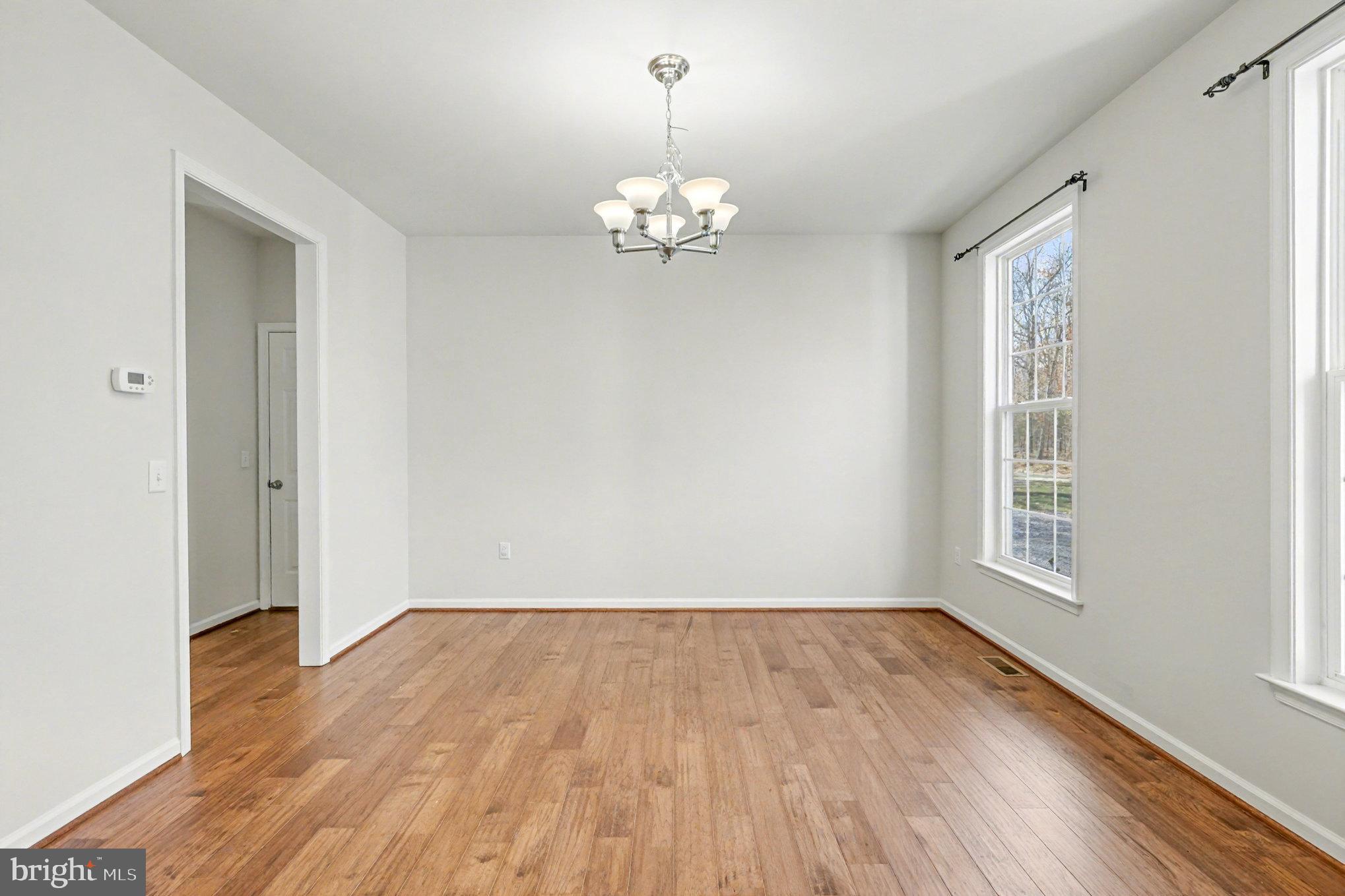 VINTAGE ESTATES - Residential