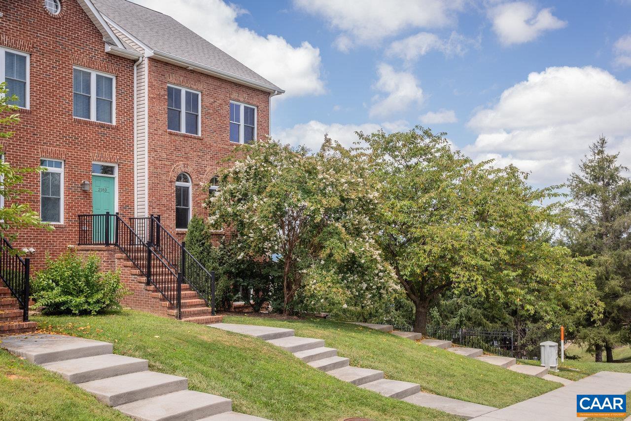 TOWNES AT BLUESTONE - Residential