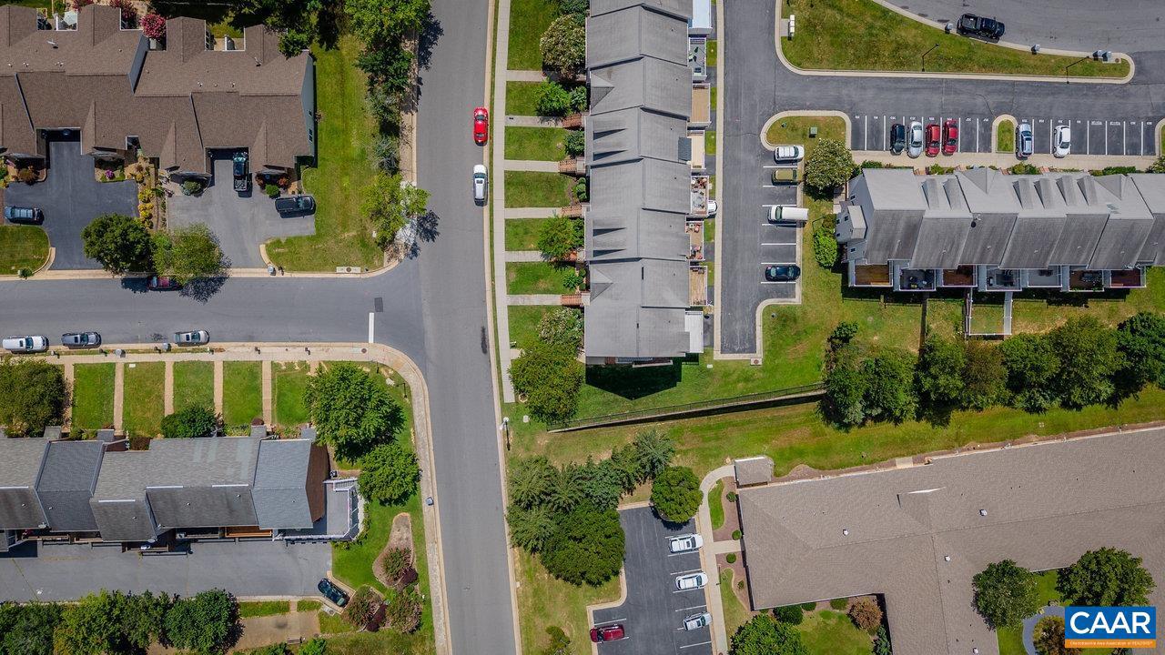 TOWNES AT BLUESTONE - Residential