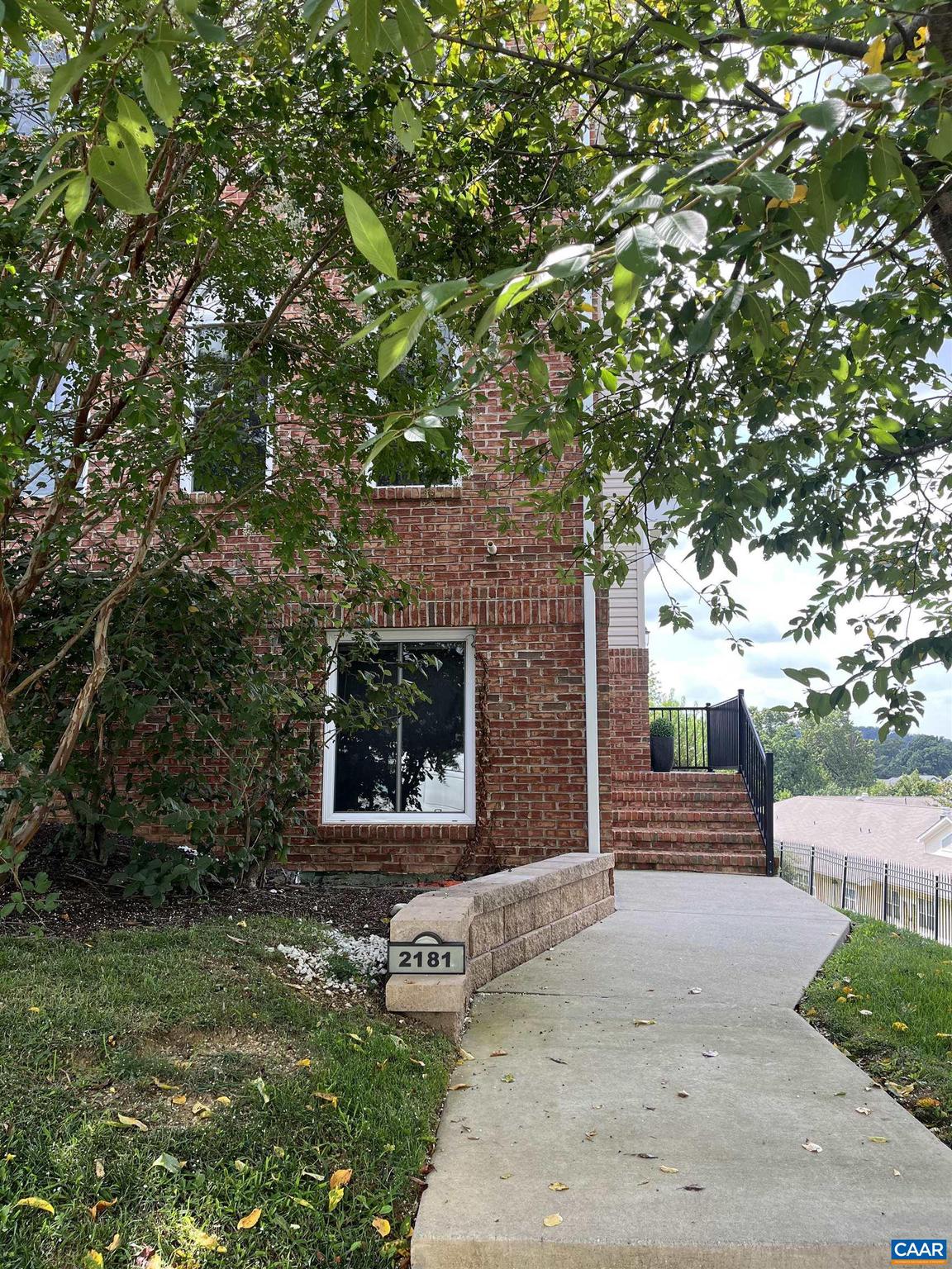 TOWNES AT BLUESTONE - Residential